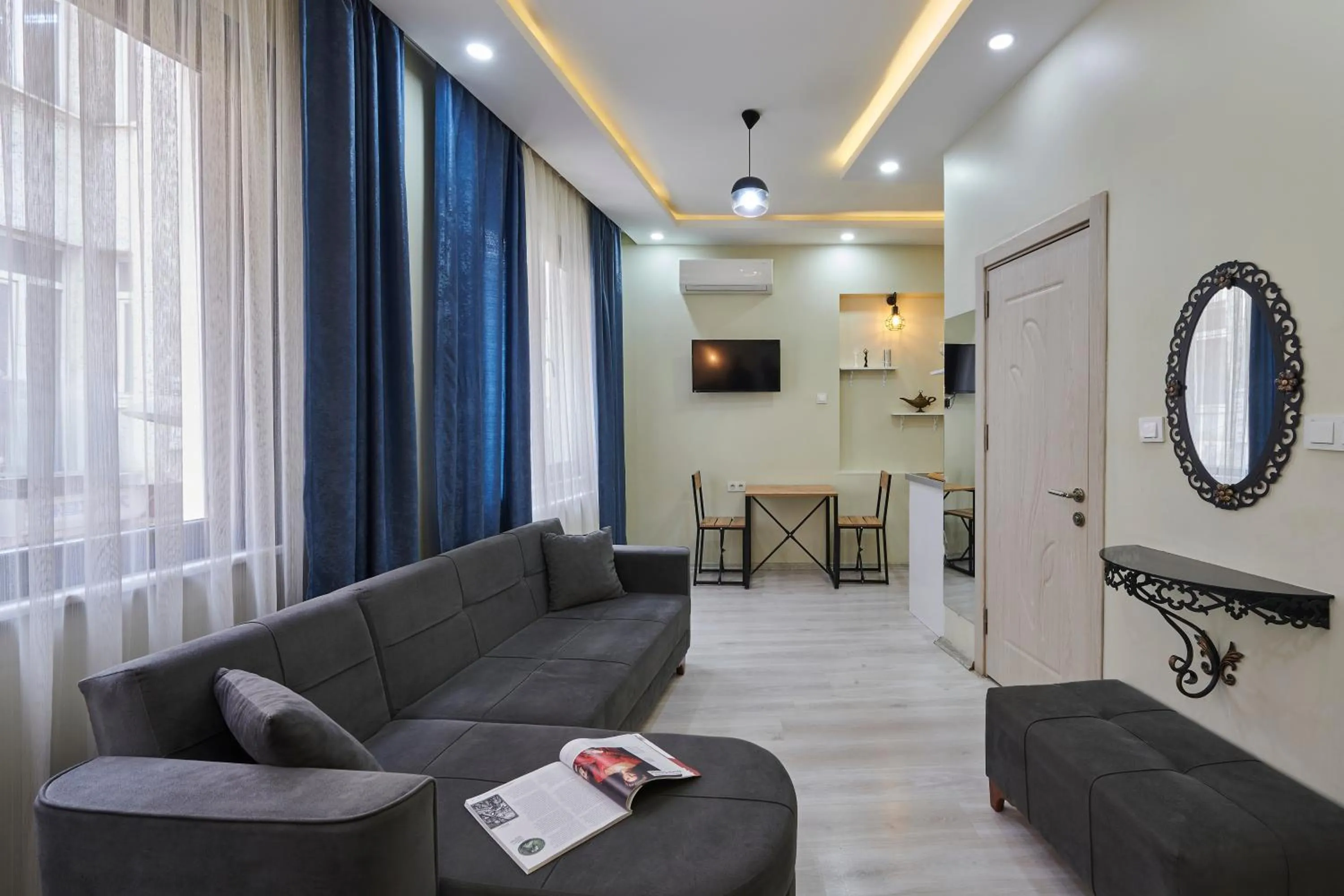 TV and multimedia in Pera Life