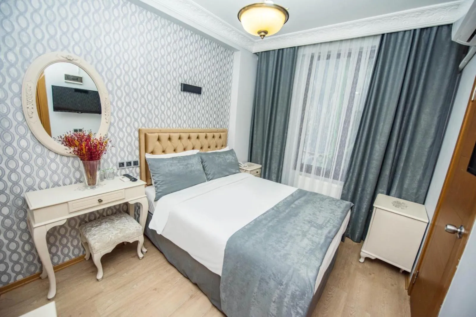Economy Double Room in Pera Life