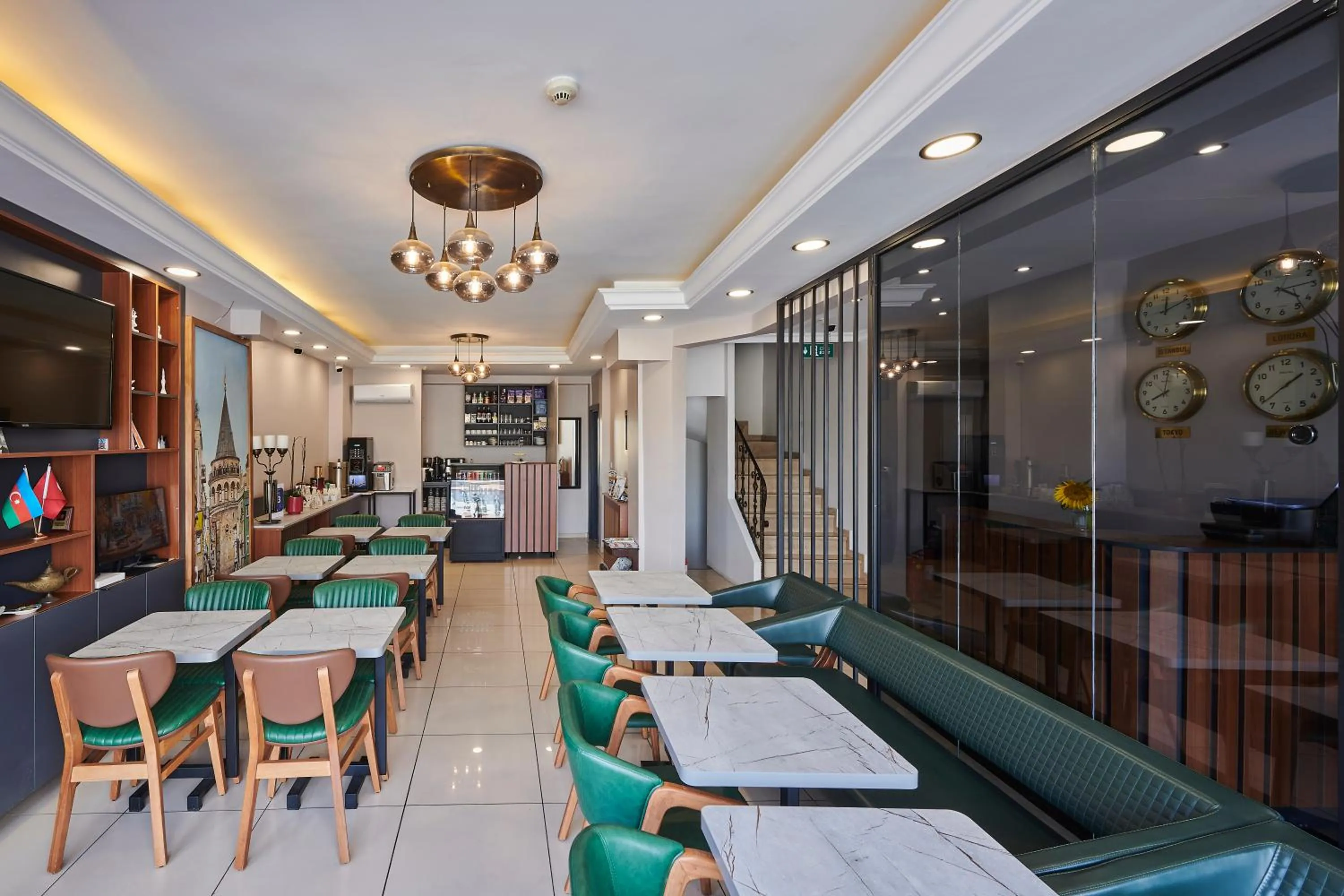 Restaurant/places to eat in Pera Life