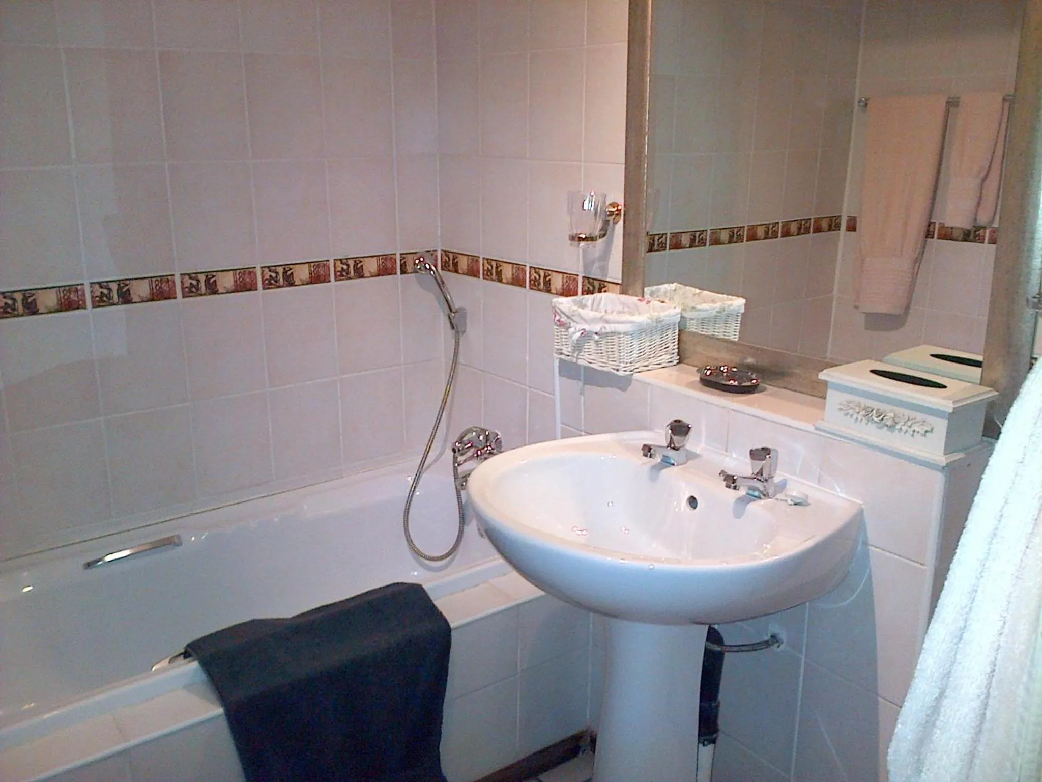 Bathroom in Jubilee Lodge Guest House