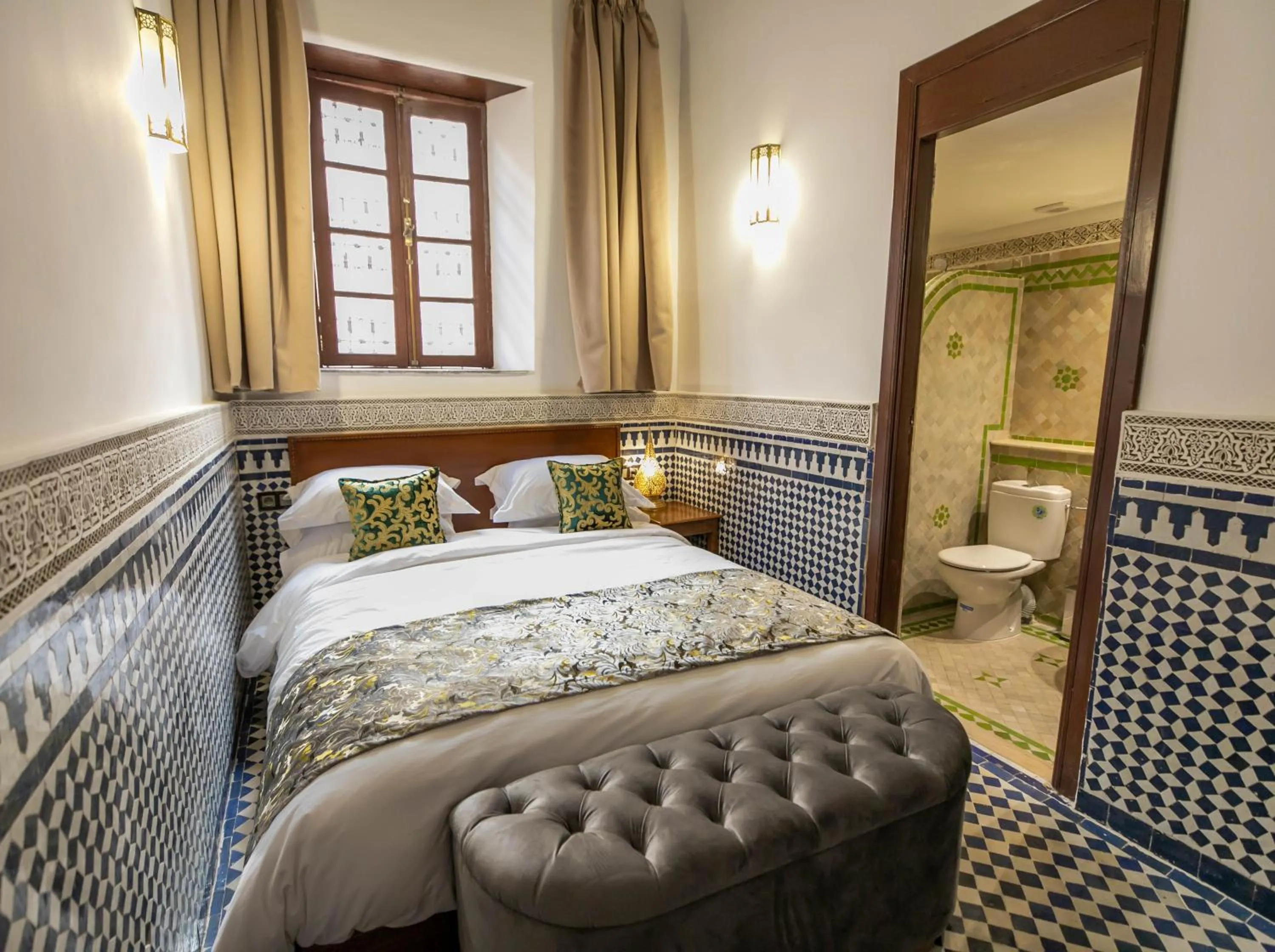 Bed in Riad Fes Ziyat & Spa