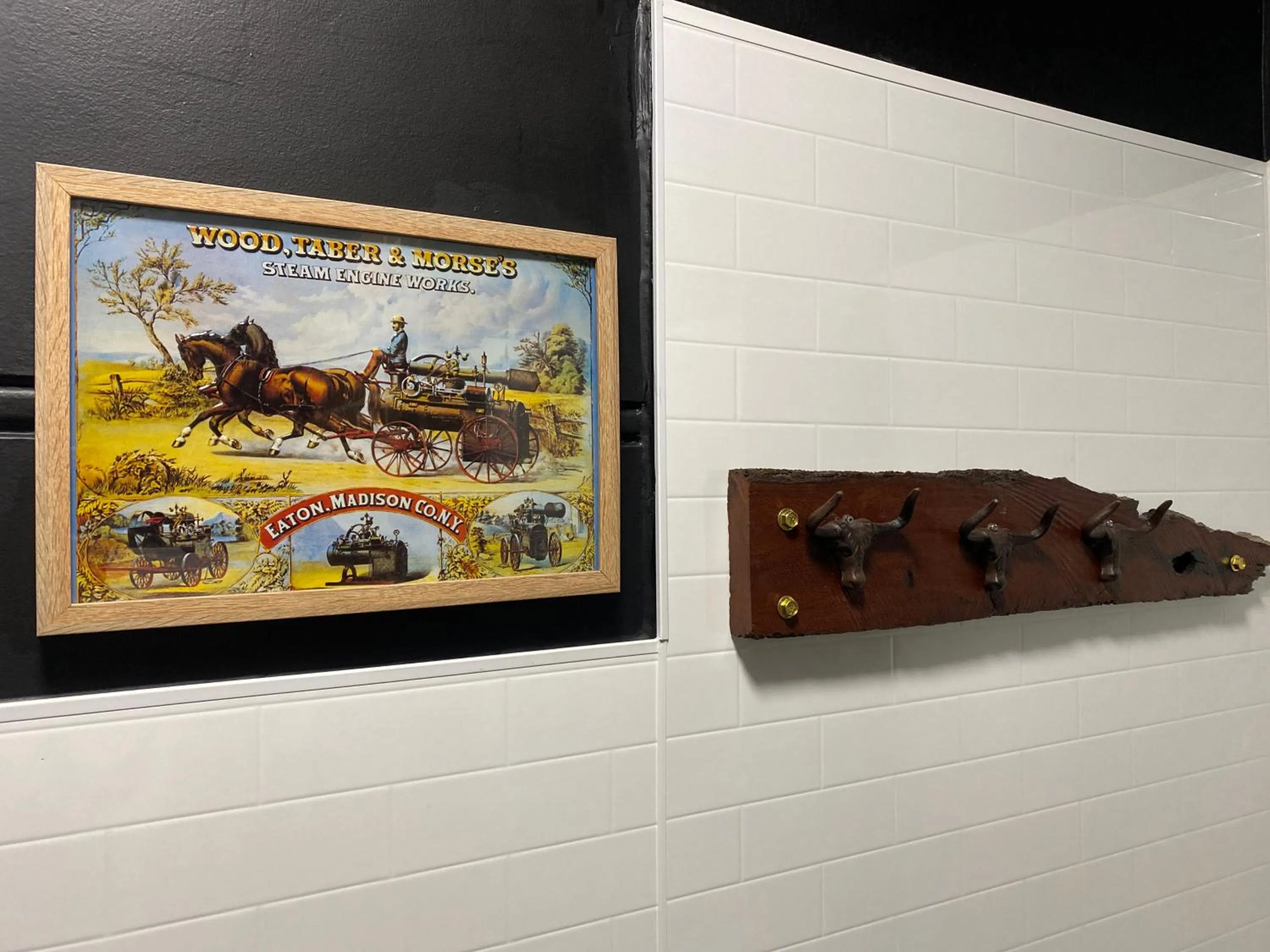 Bathroom in COMMERCIAL HOTEL KANIVA call to save dollars