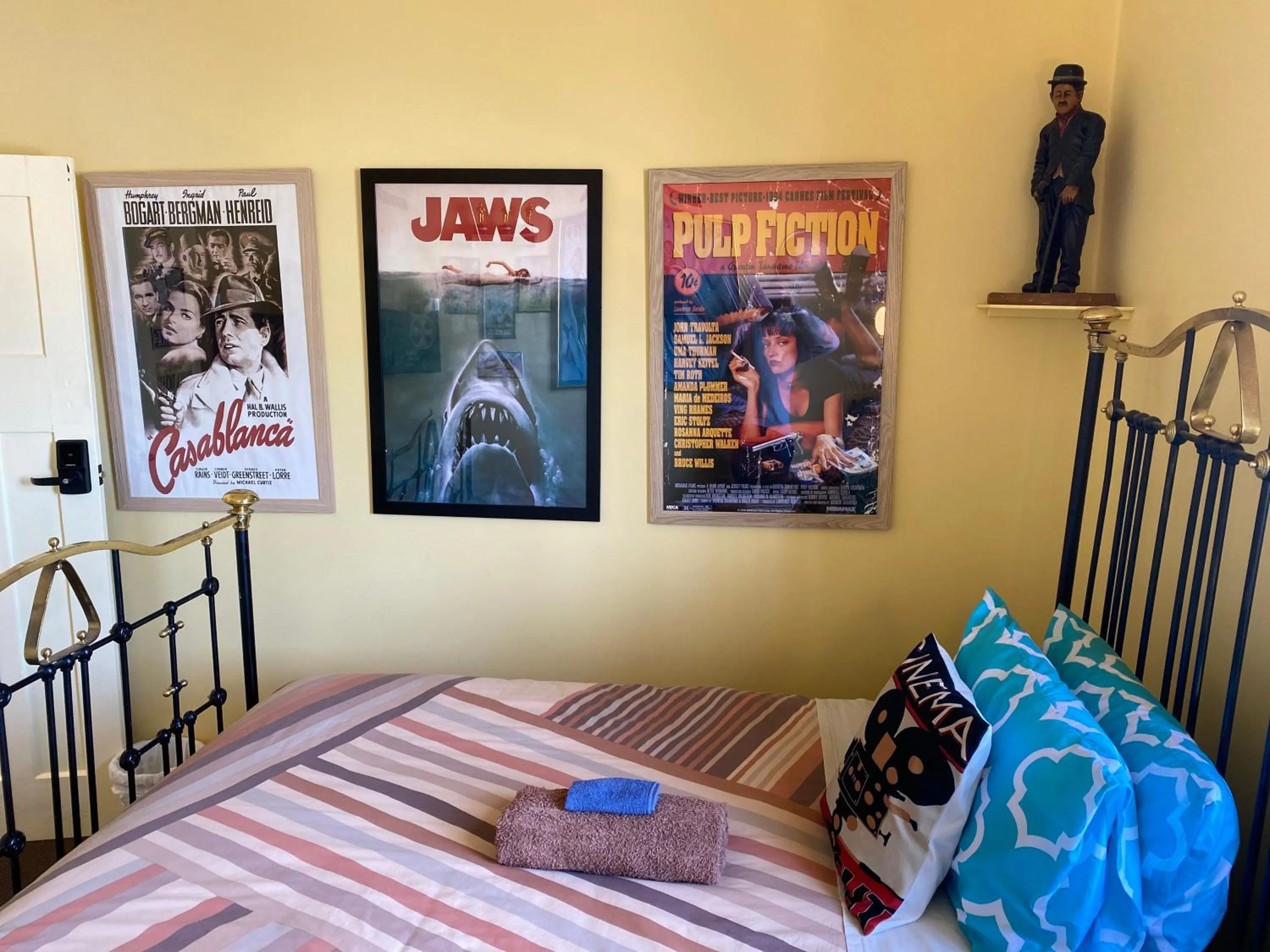 Bedroom, Bed in COMMERCIAL HOTEL KANIVA call to save dollars