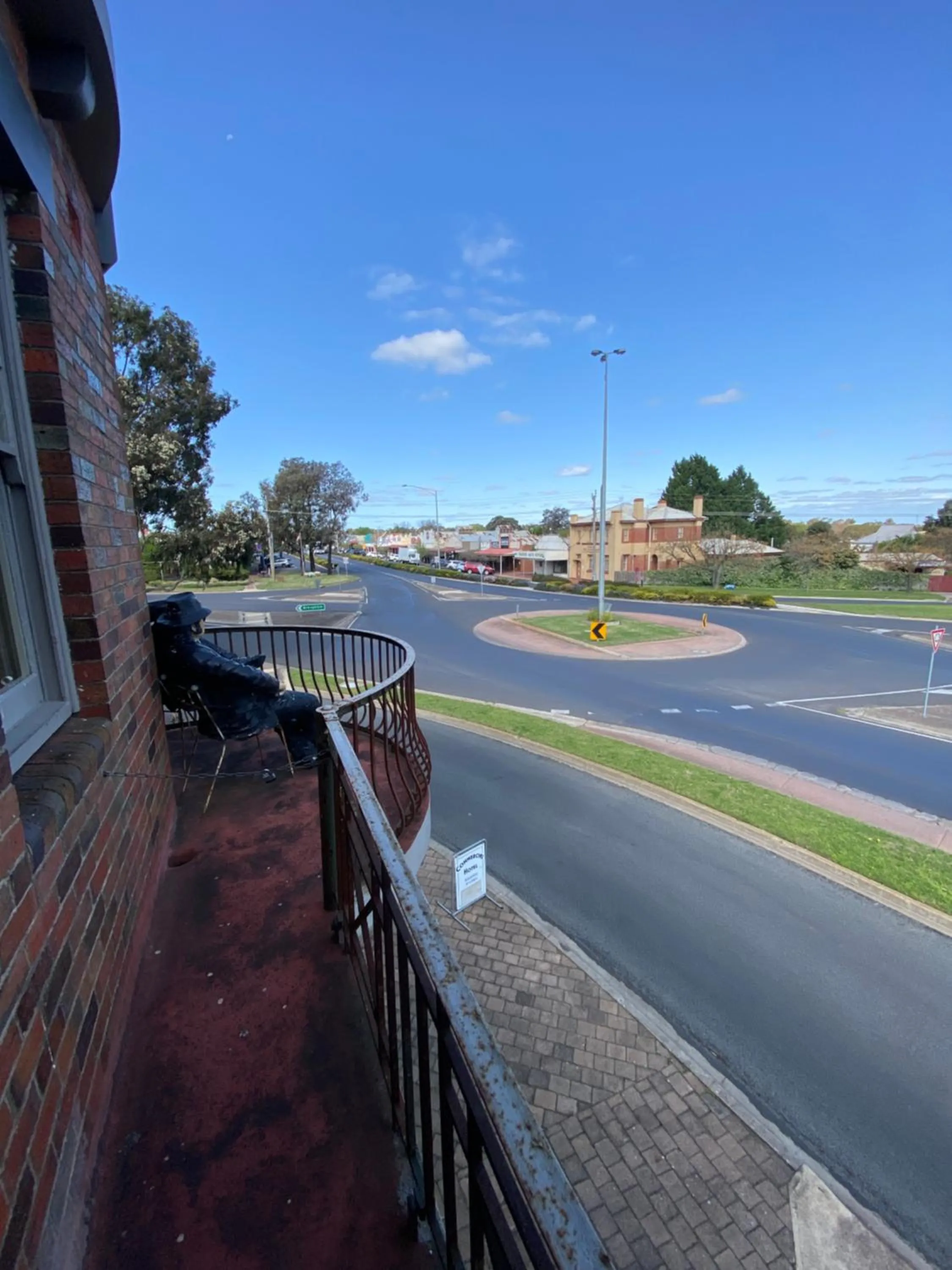 Landmark view in COMMERCIAL HOTEL KANIVA call to save dollars