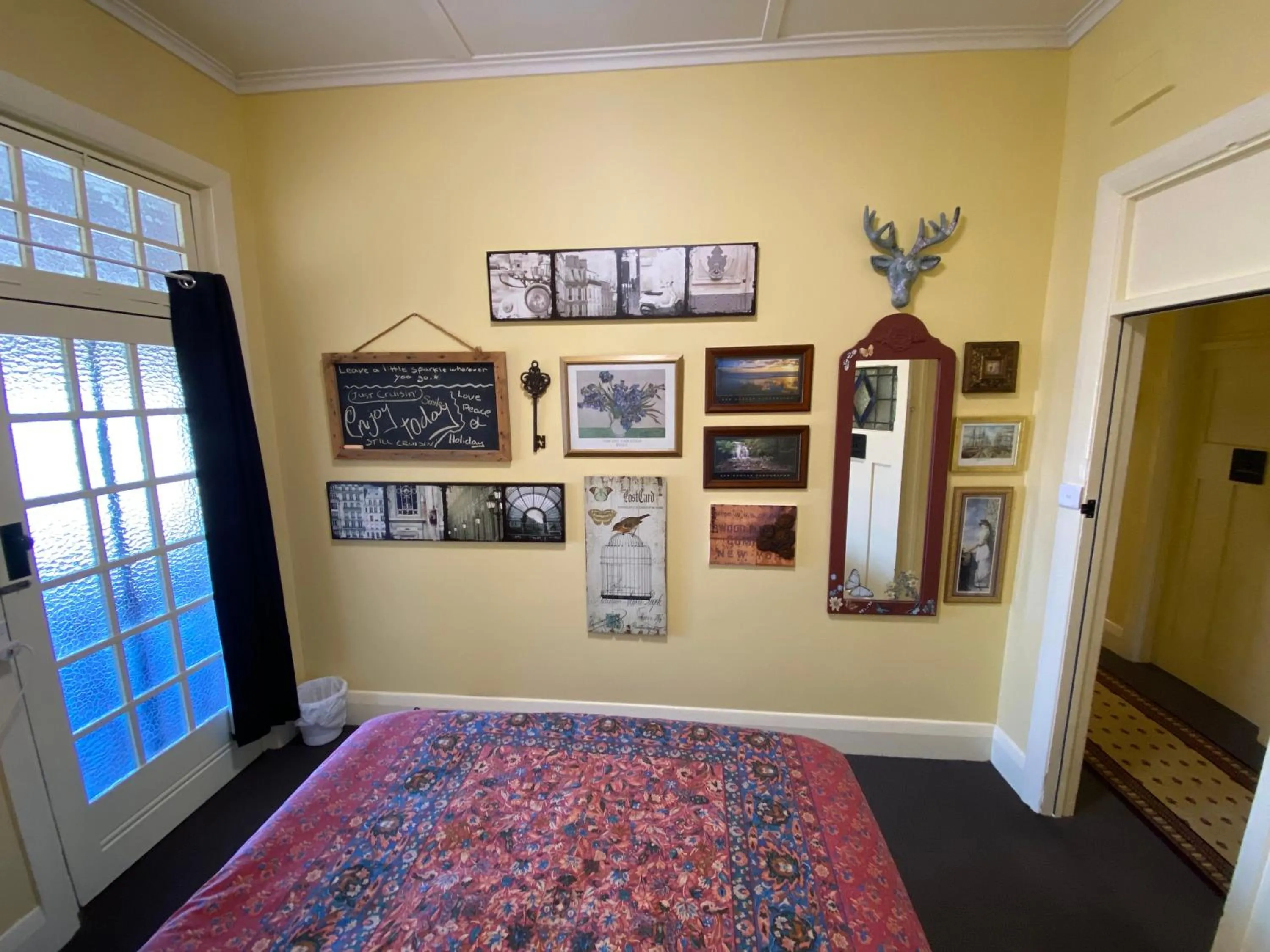 Bedroom in COMMERCIAL HOTEL KANIVA call to save dollars