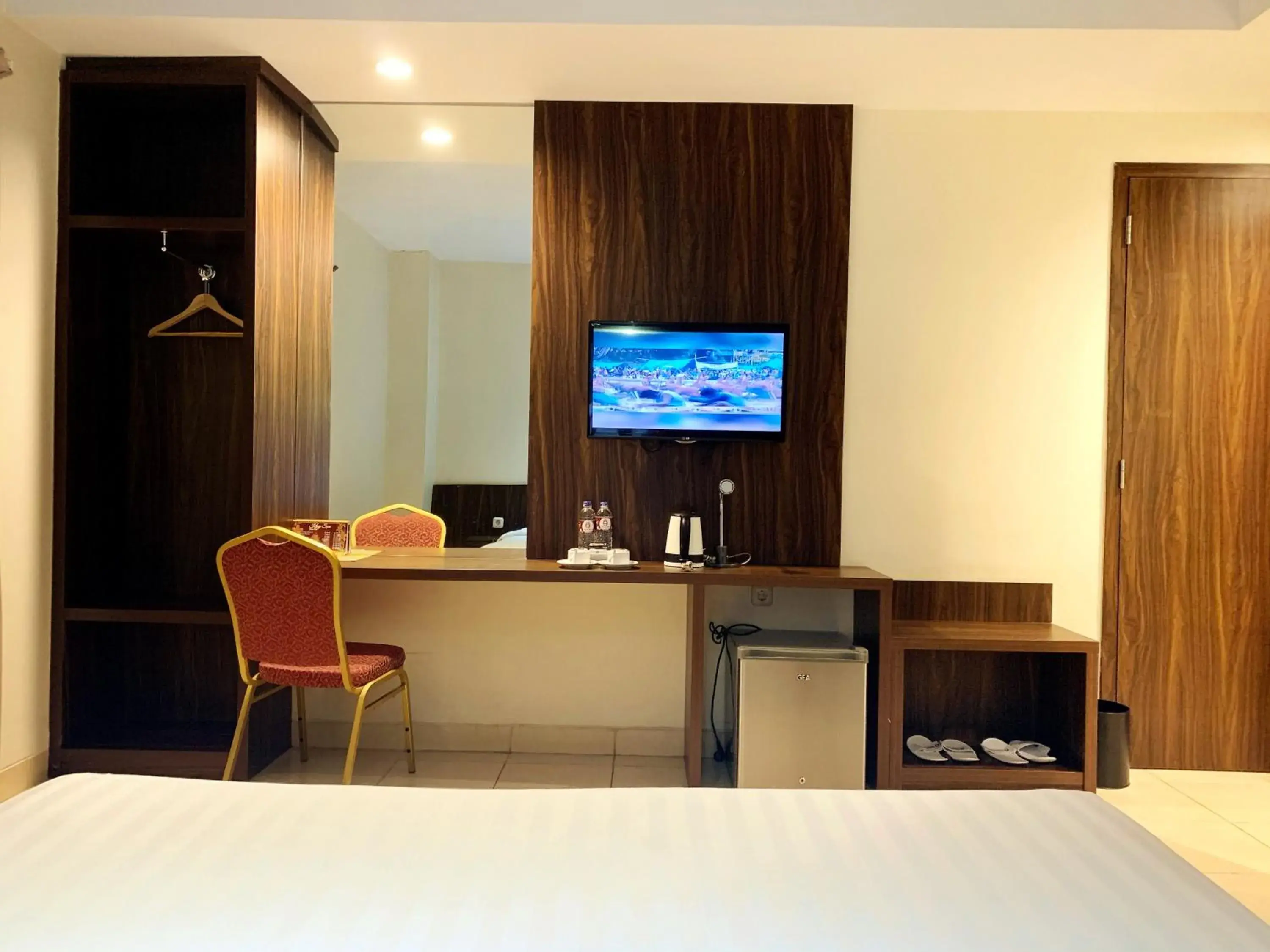 Bed in Ameera Hotel Bed in Ameera Hotel