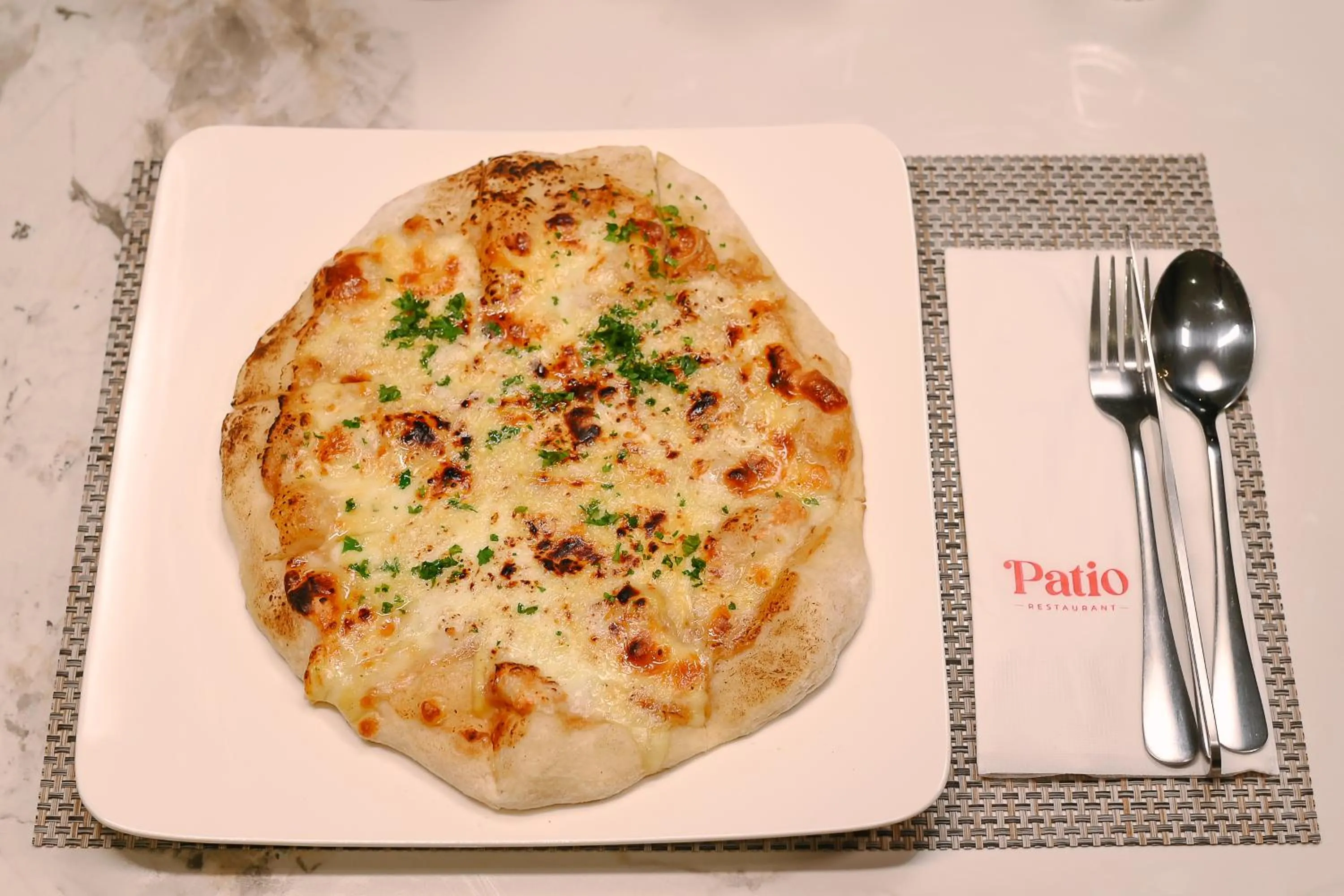 Restaurant/places to eat in Ardenhills Suites