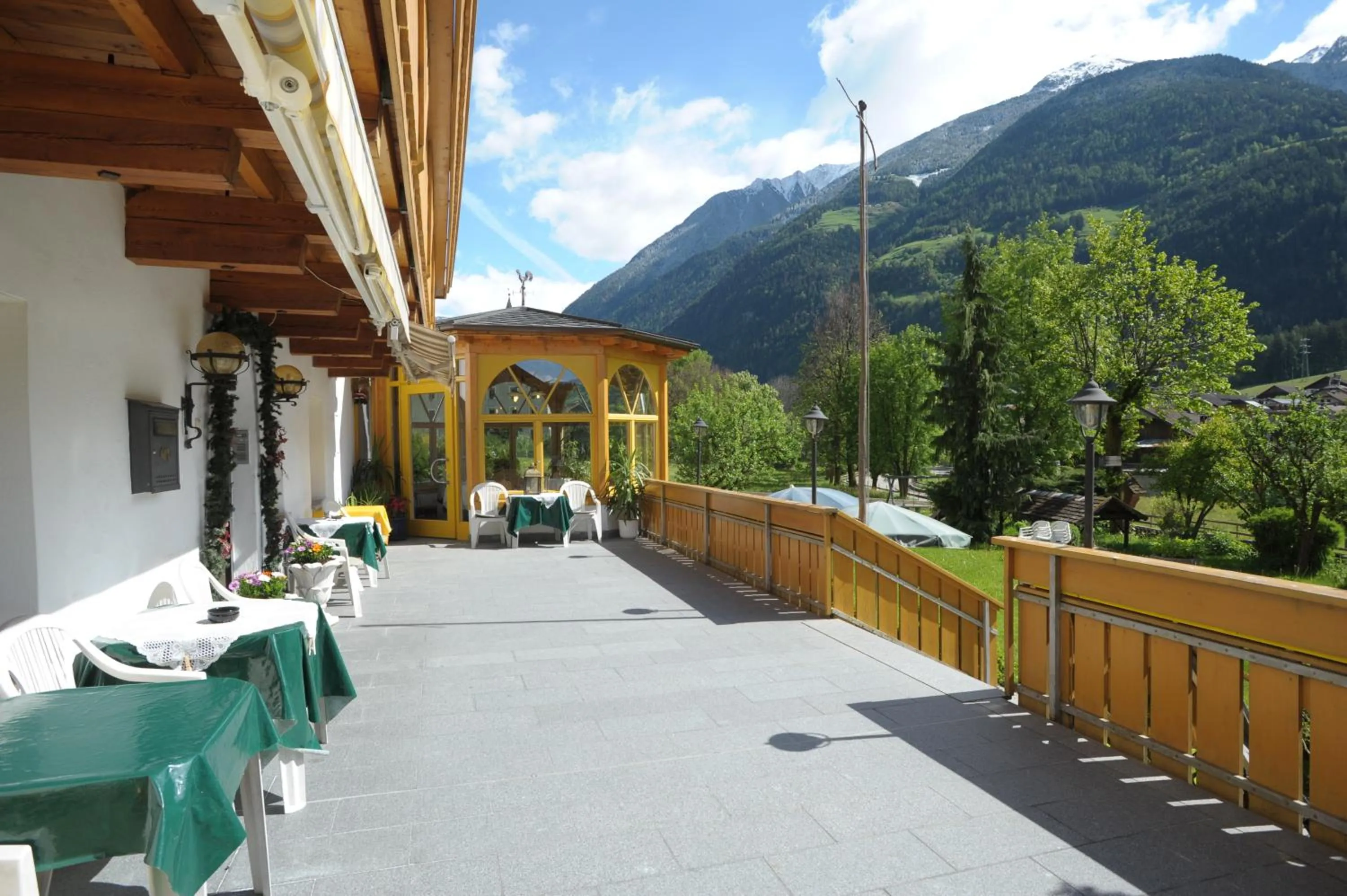 Property building in Pension Peintner