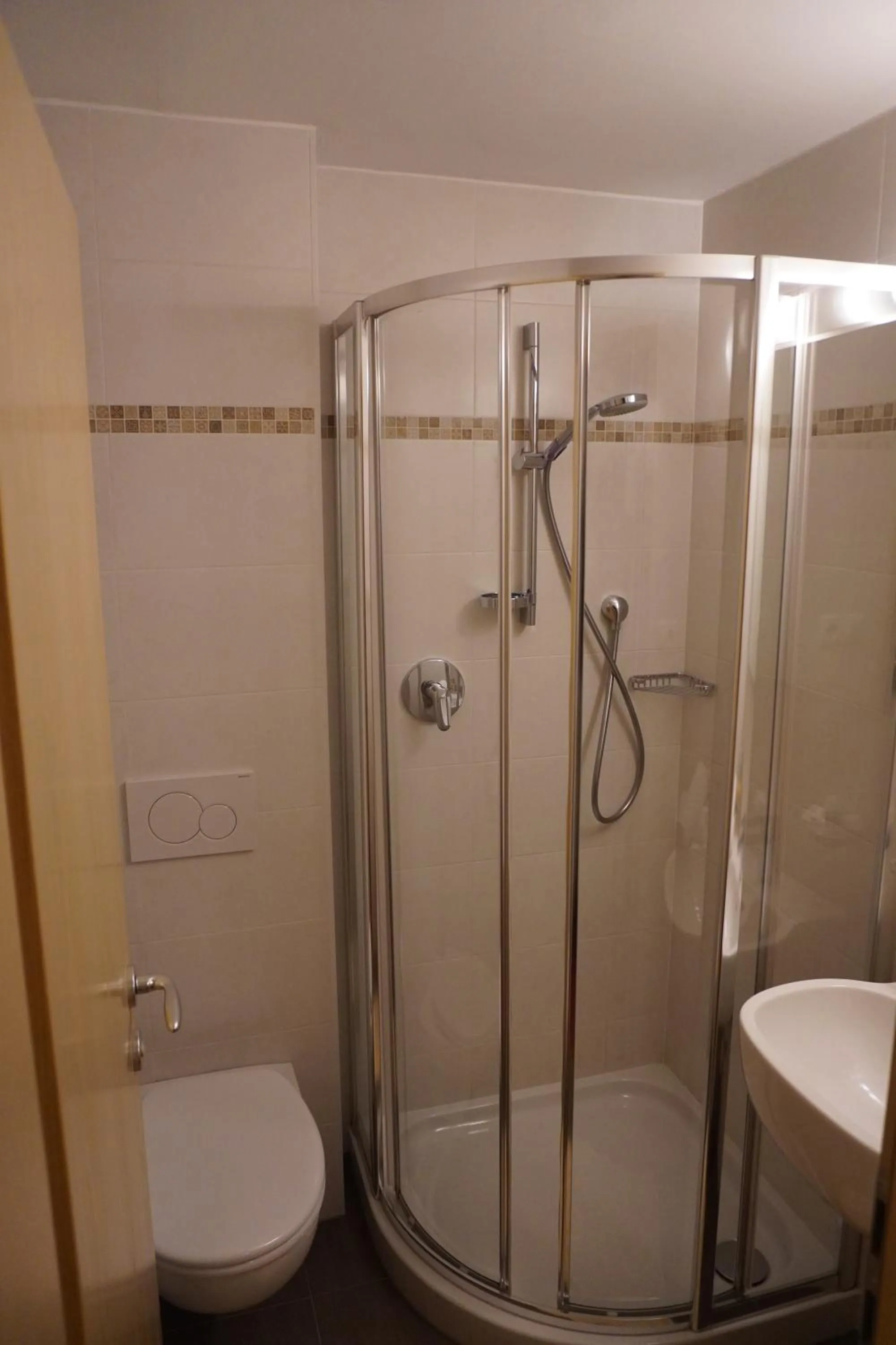 Bathroom in Pension Peintner