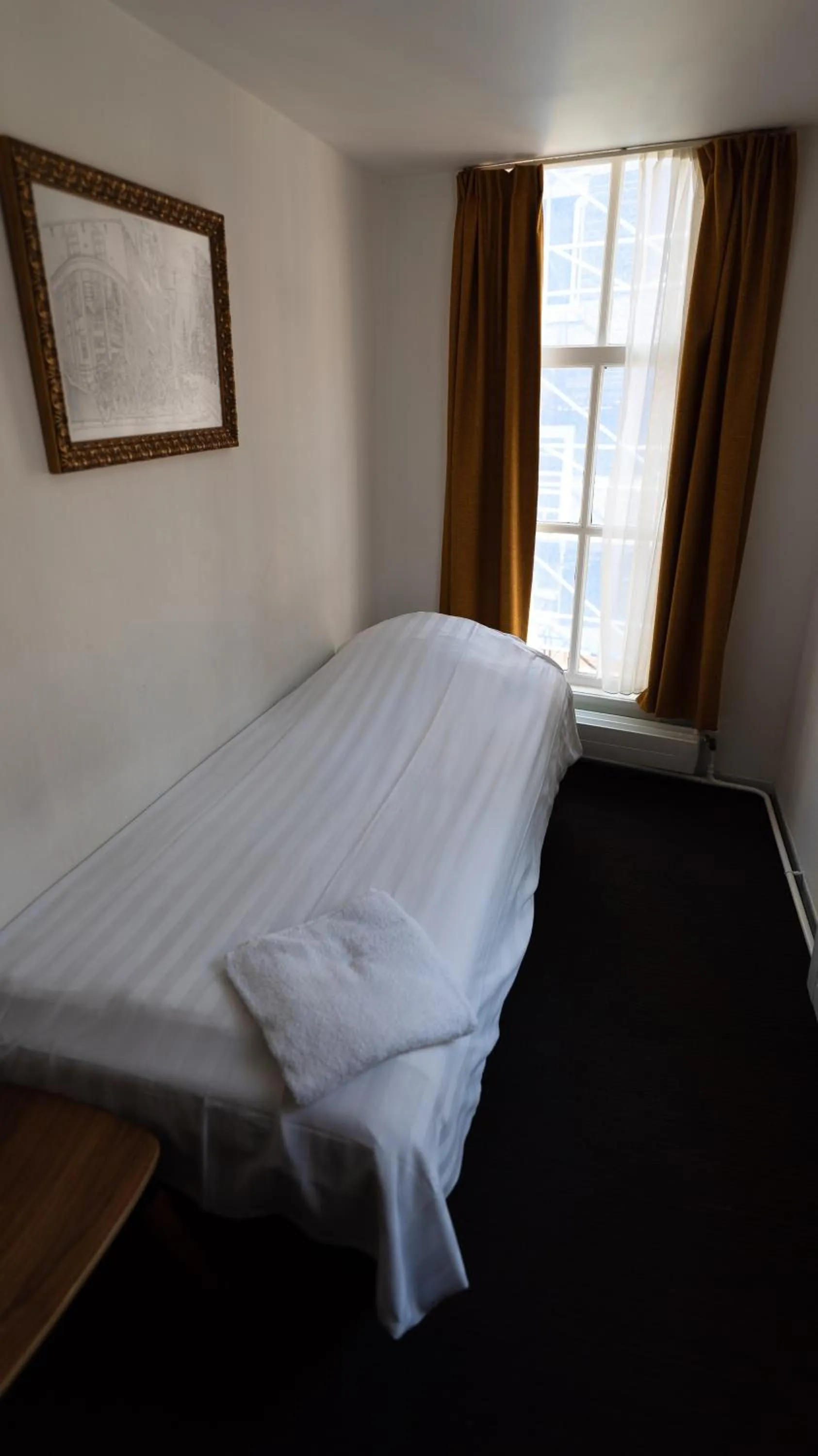 Bed in Hotel Internationaal