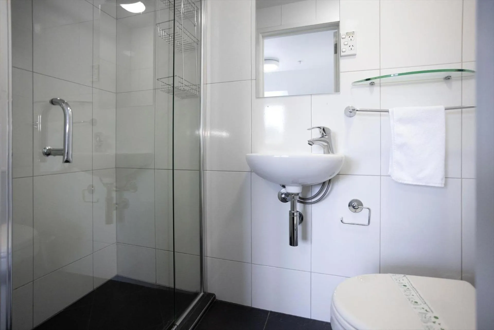 Shower in The Brownston Hostel