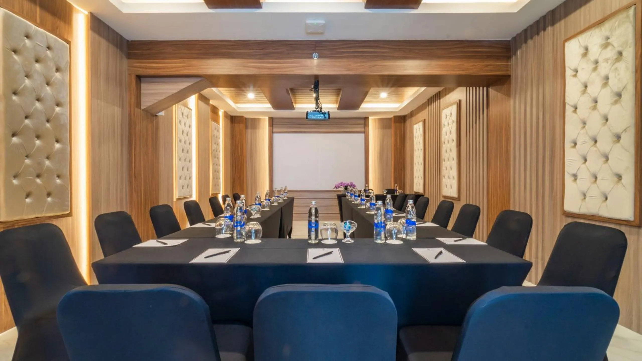 Meeting/conference room in City of Aventus Hotel - Denpasar