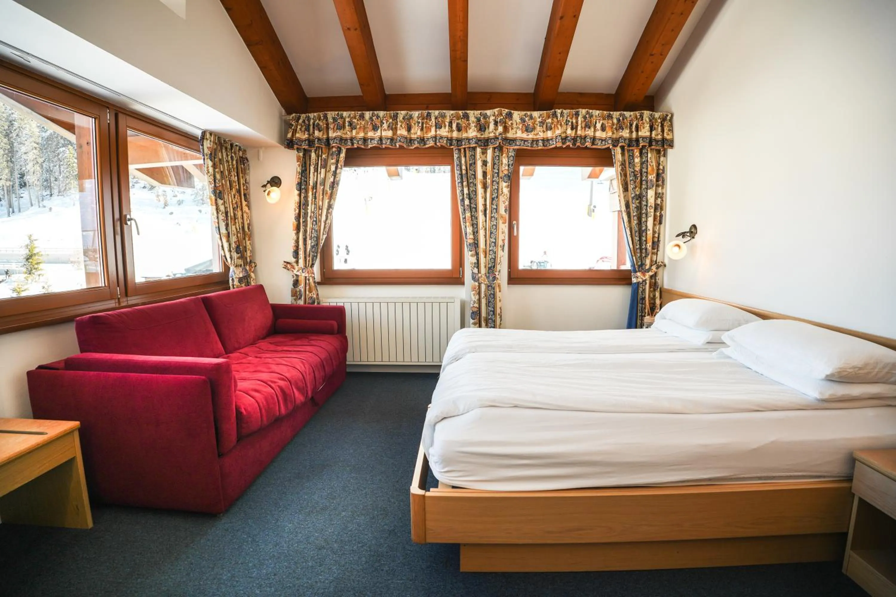 Bedroom, Bed in Hotel Fortini