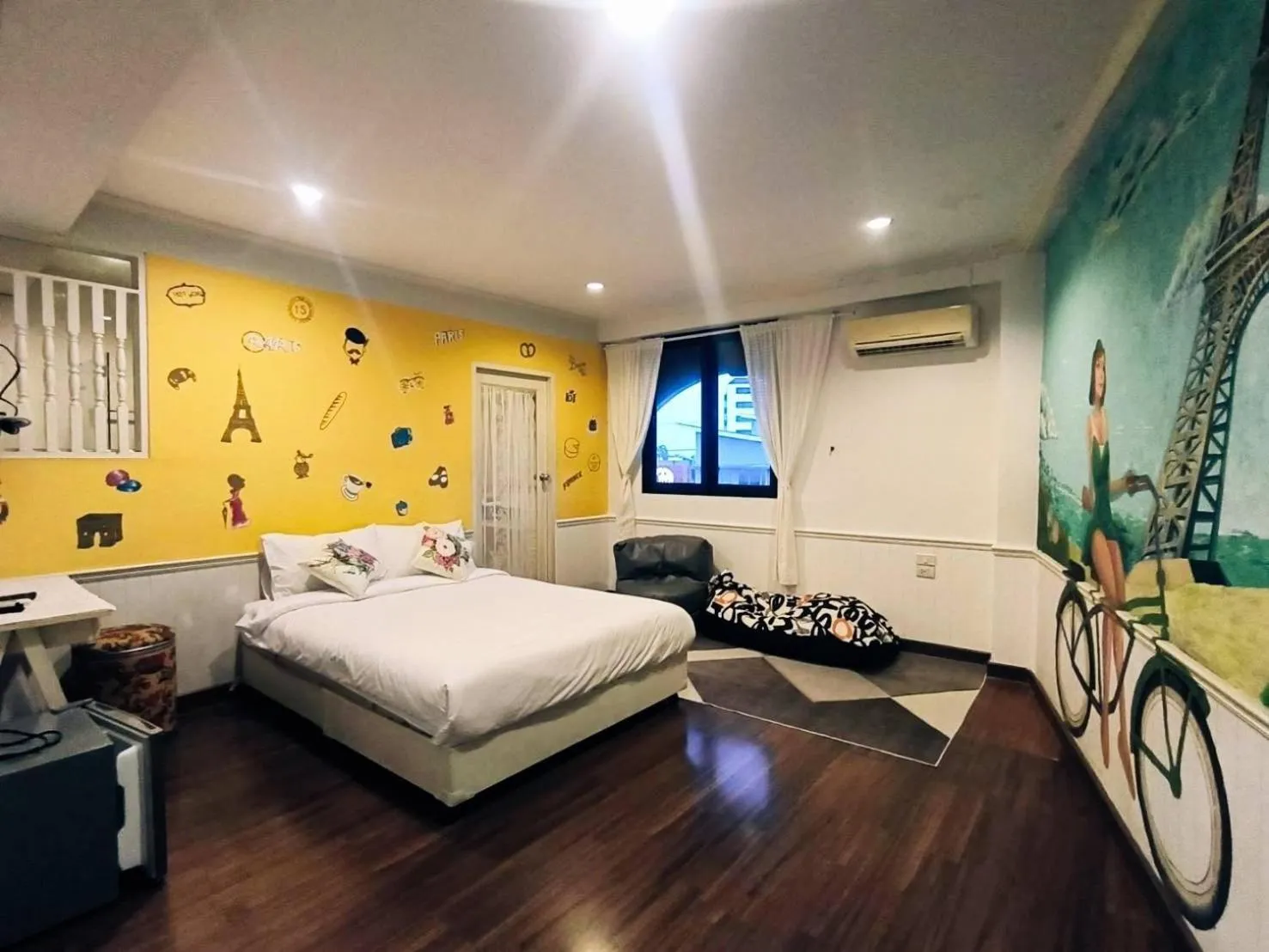 Bedroom, Bed in mstay