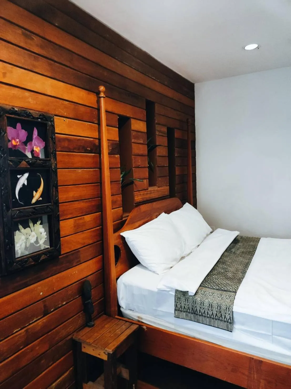 Bed in Around The World Bed and Breakfast