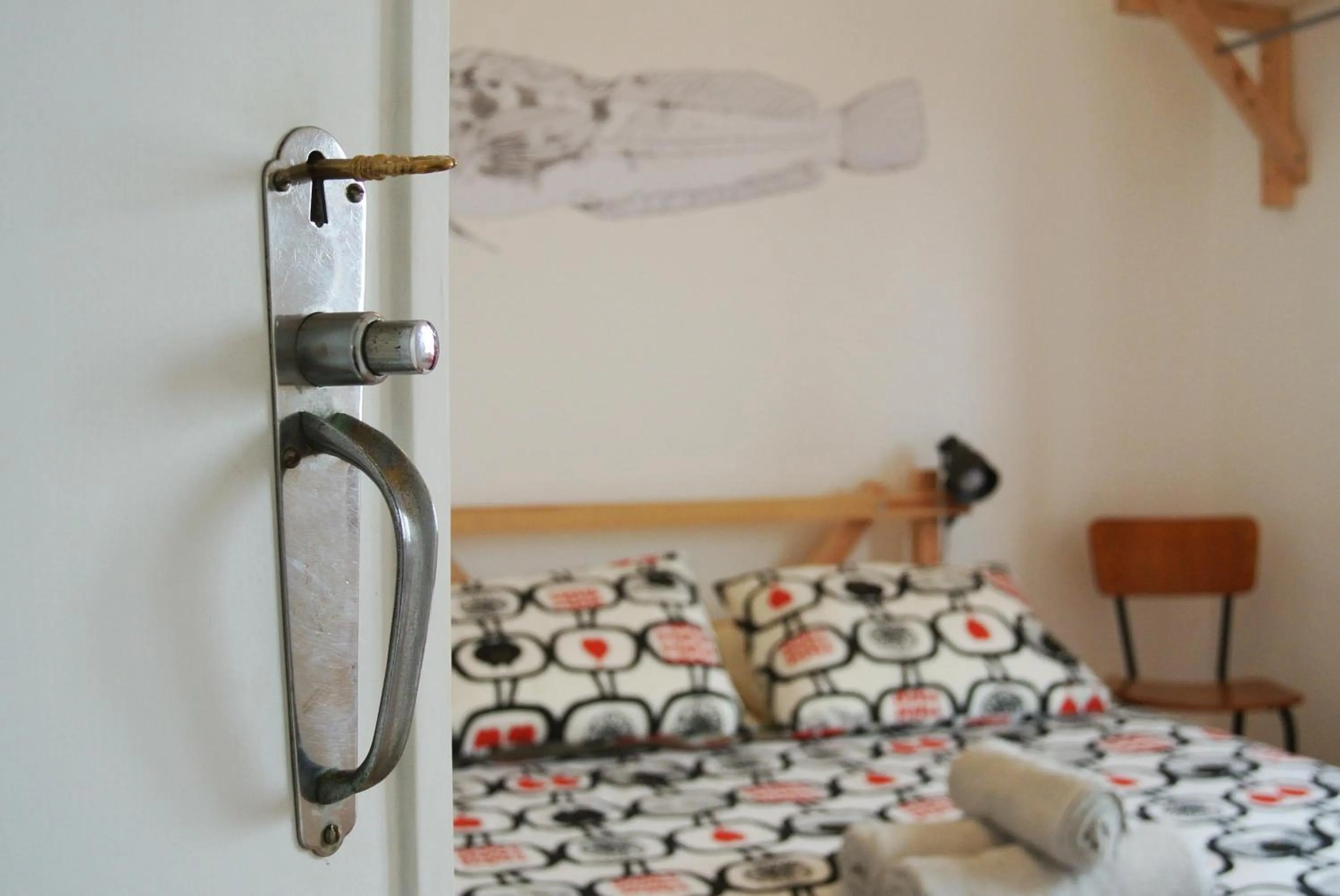 Bedroom, Bed in Nazaré Hostel - Rooms & Dorms