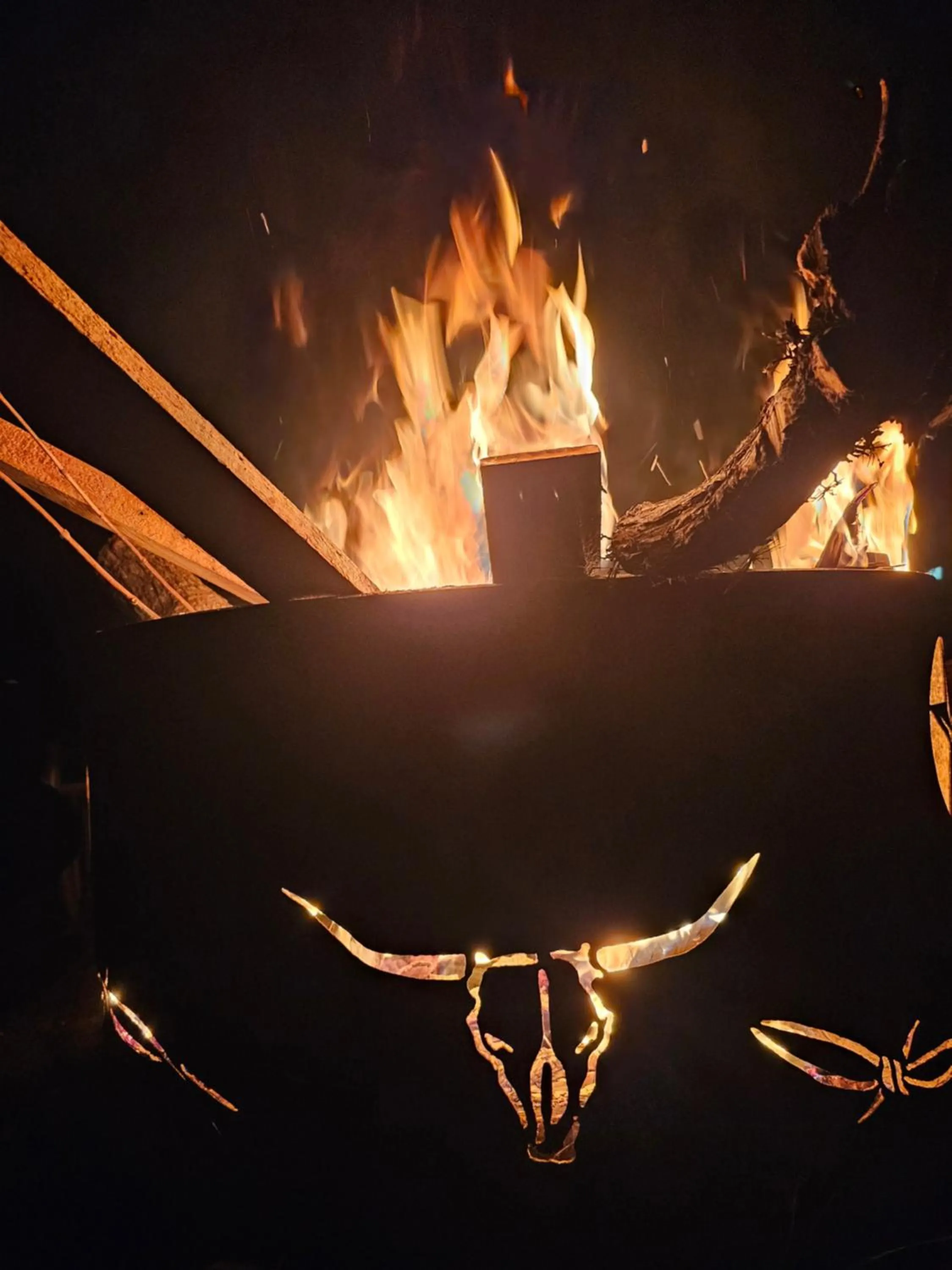 fireplace in Warrumbungles Mountain Motel