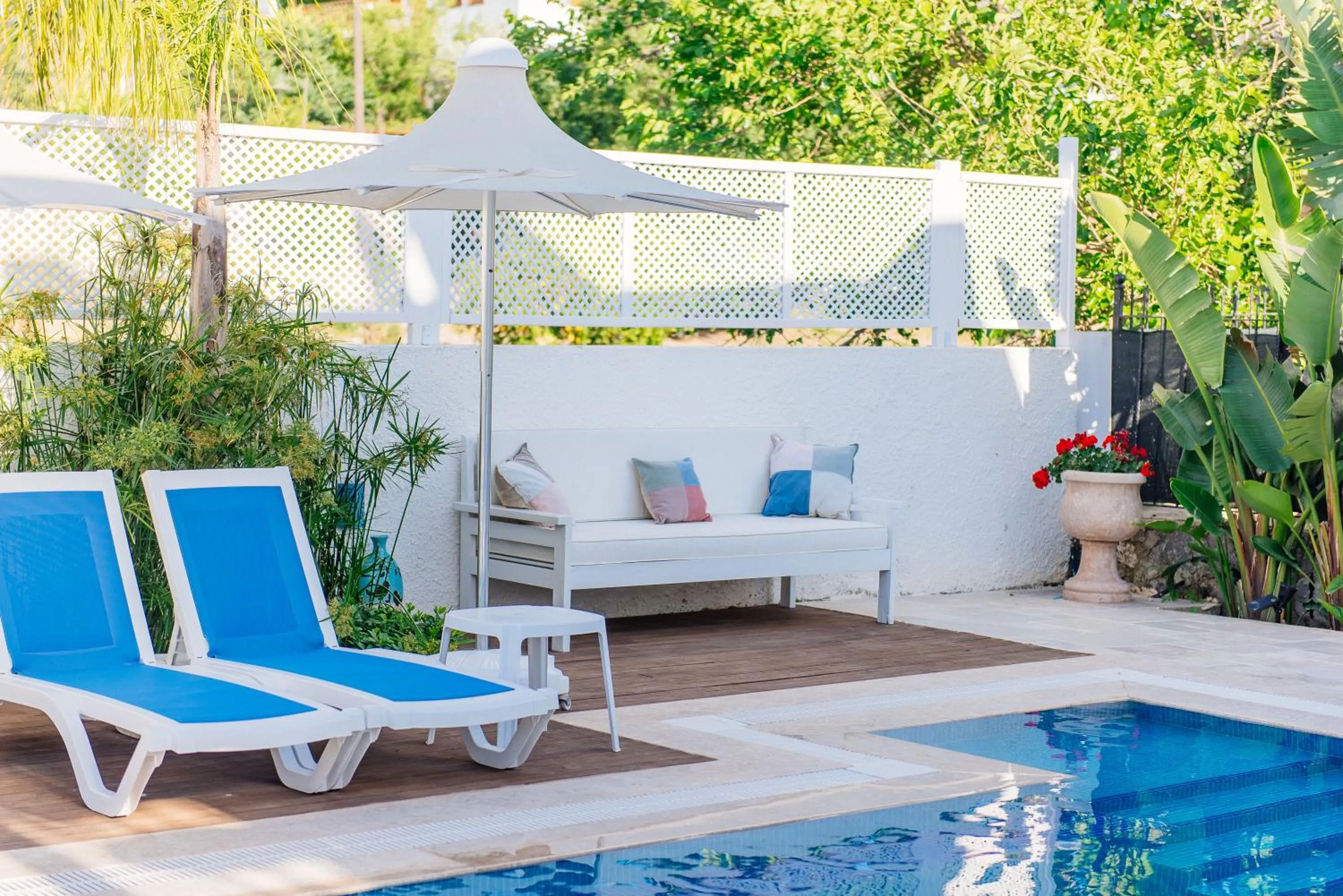 Decorative detail in Via Farilya Hotel