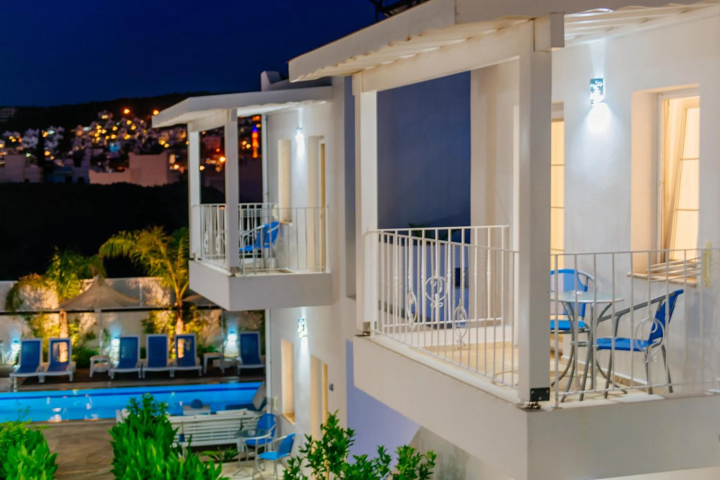 Night in Via Farilya Hotel