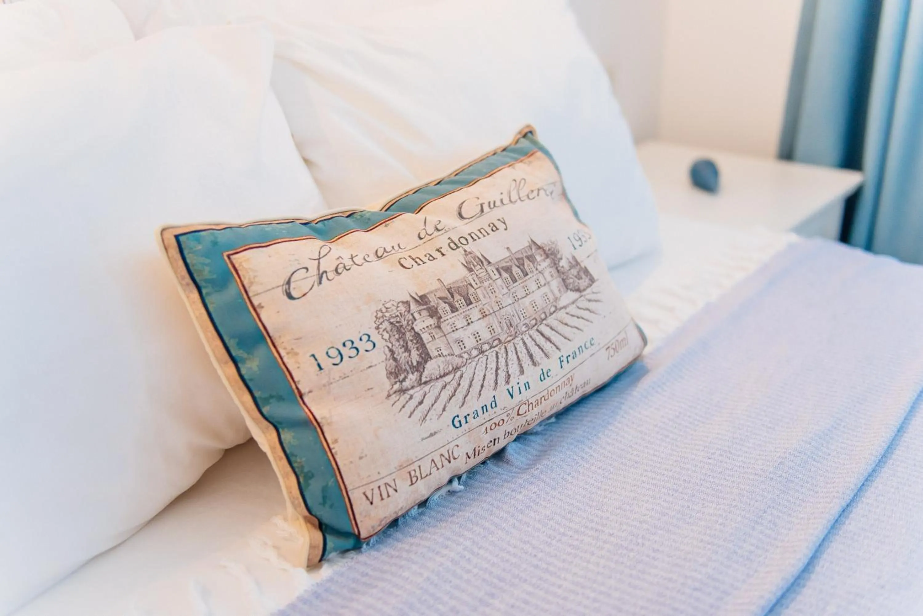 Decorative detail, Bed in Via Farilya Hotel