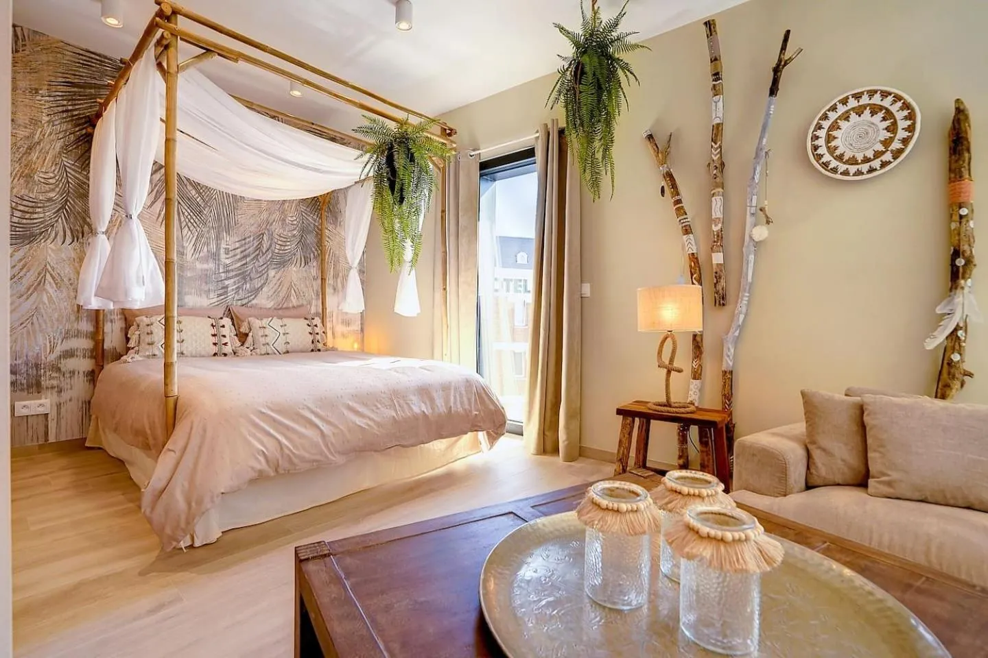 Bed in La Bohème