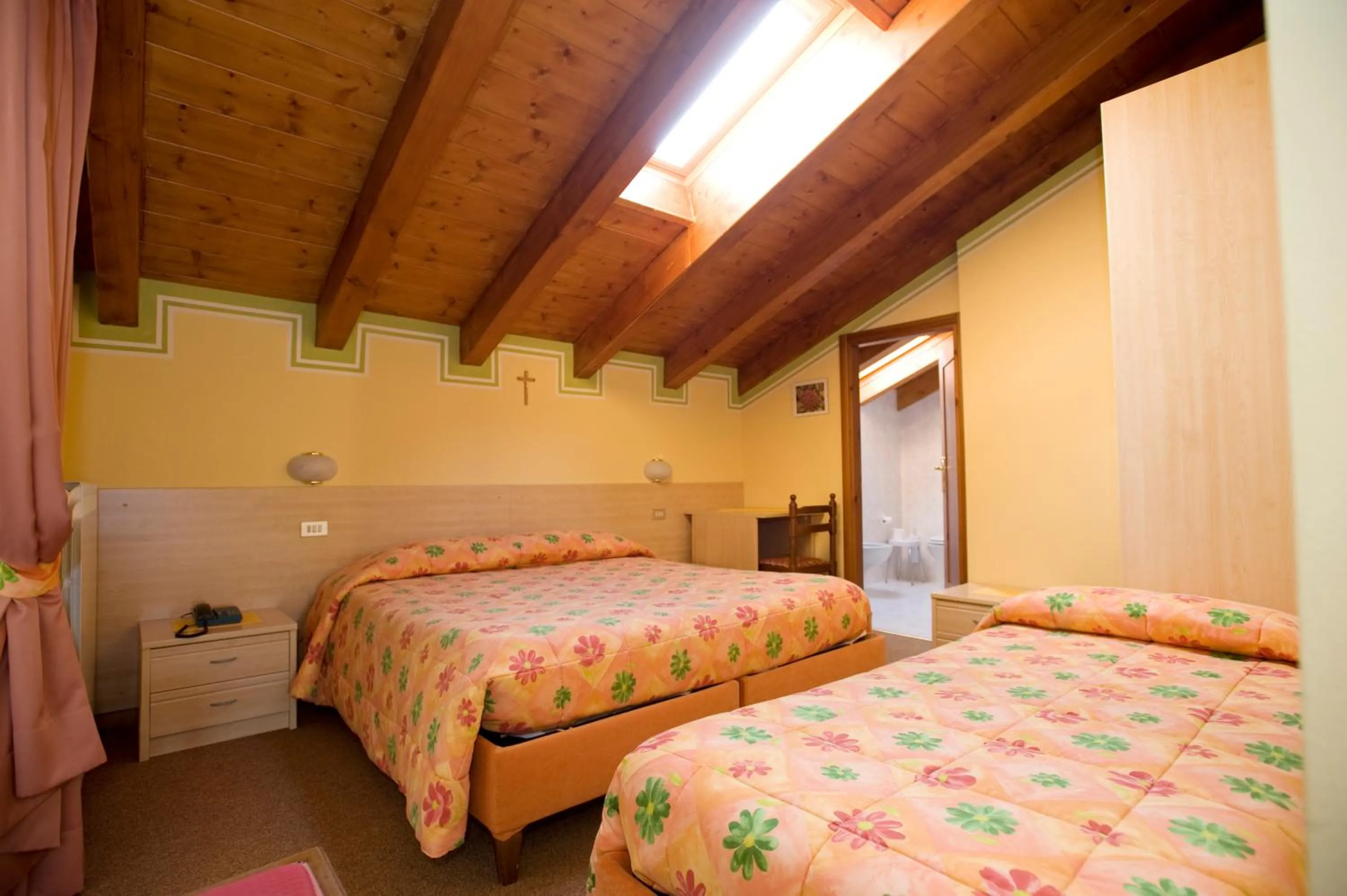 Bed in Hotel I Rododendri