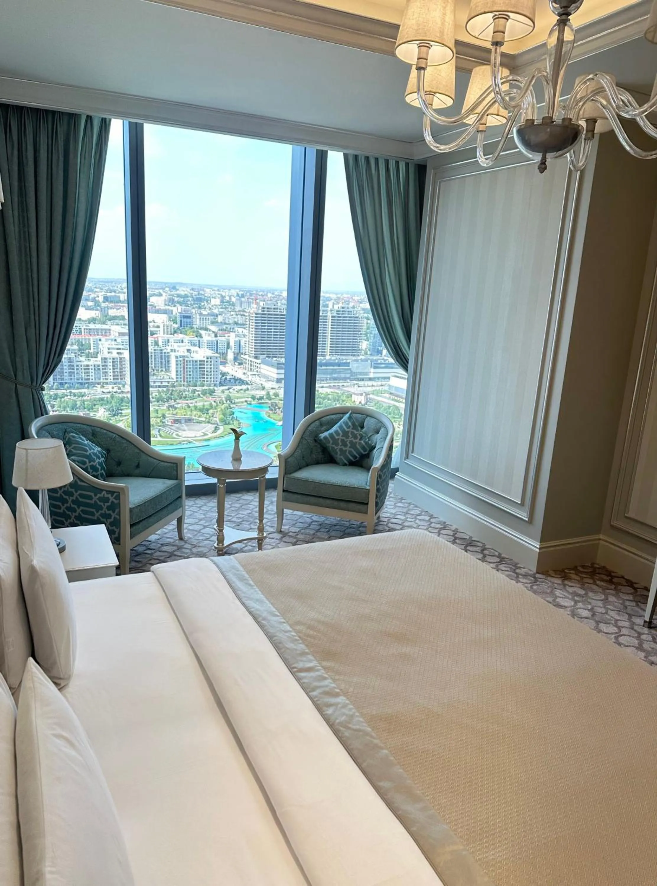 Bed in T-CITY PRESIDENTIAL HOTEL