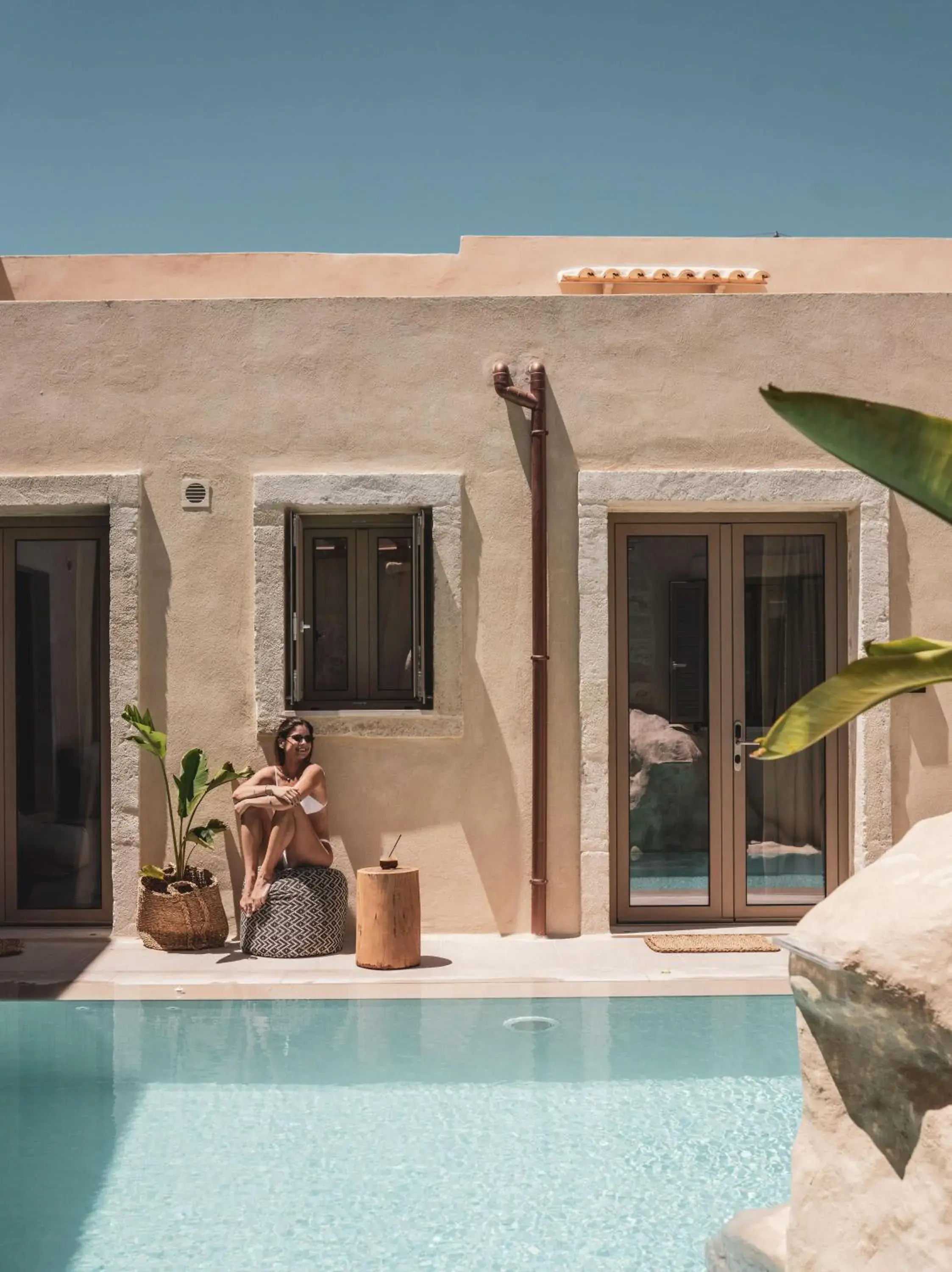 Swimming pool in Manili Boutique Suites & Villas Swimming pool in Manili Boutique Suites & Villas