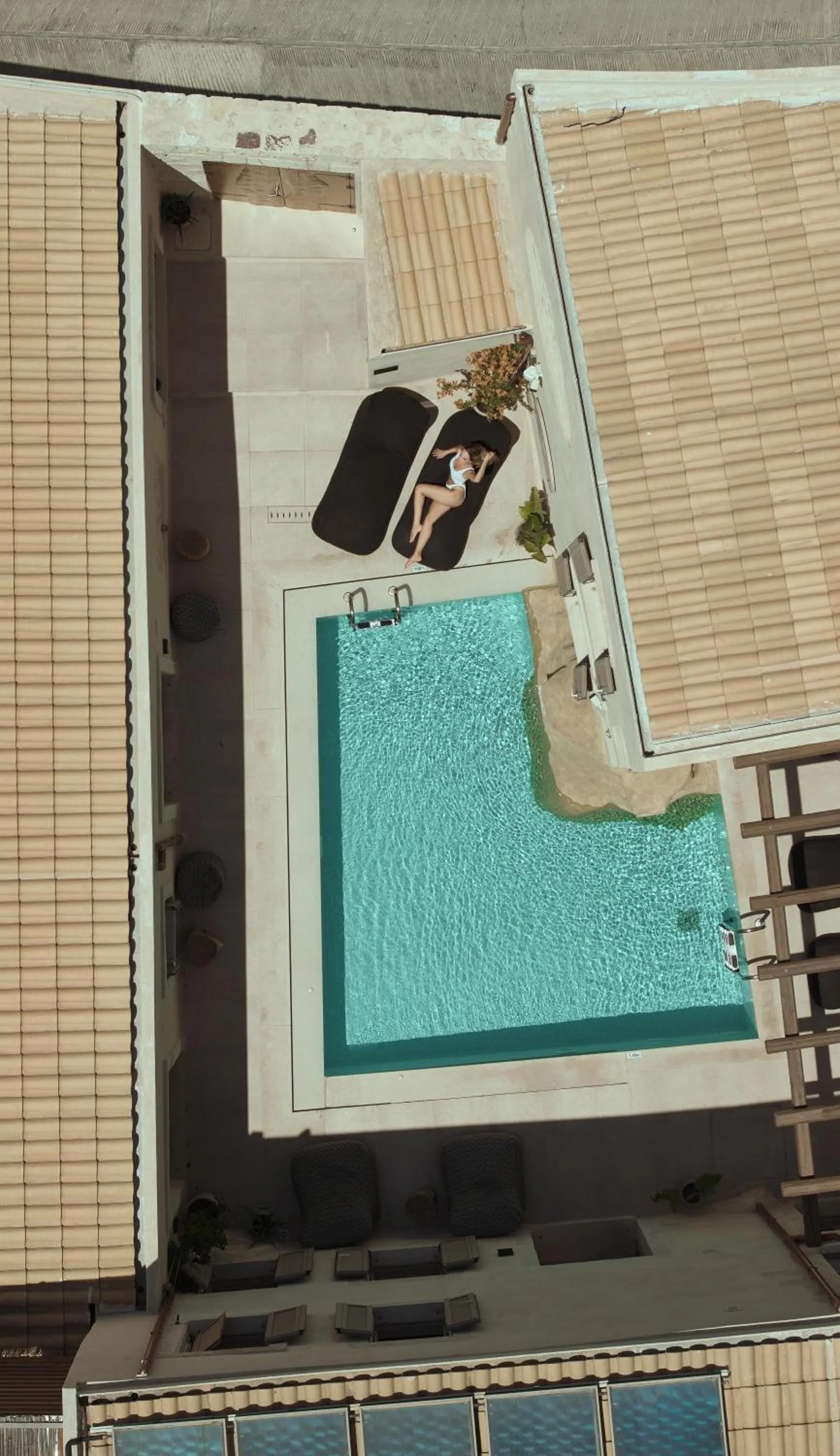 Swimming pool in Manili Boutique Suites & Villas