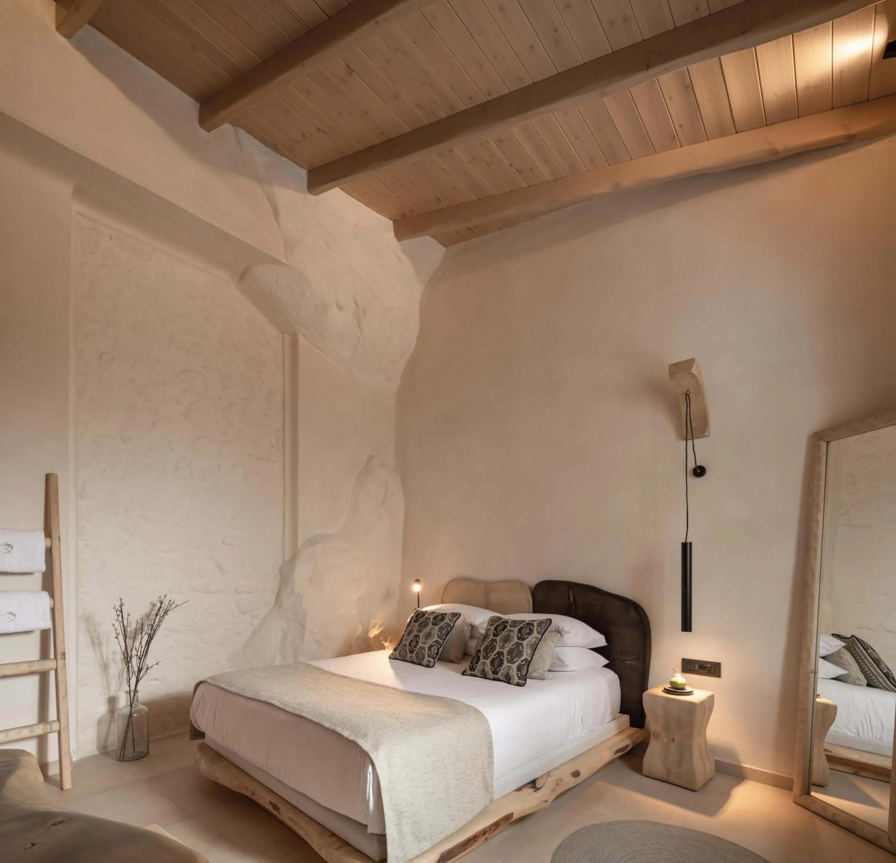 Photo of the whole room, Bed in Manili Boutique Suites & Villas