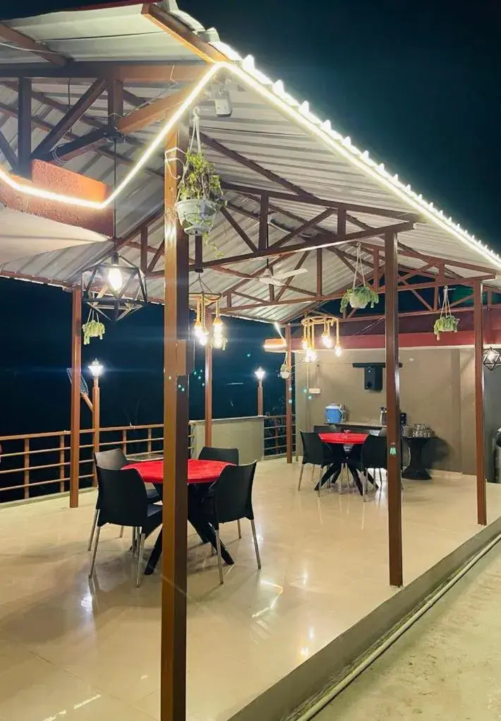 Restaurant/places to eat in The Blossom Glee Restaurant/places to eat in The Blossom Glee