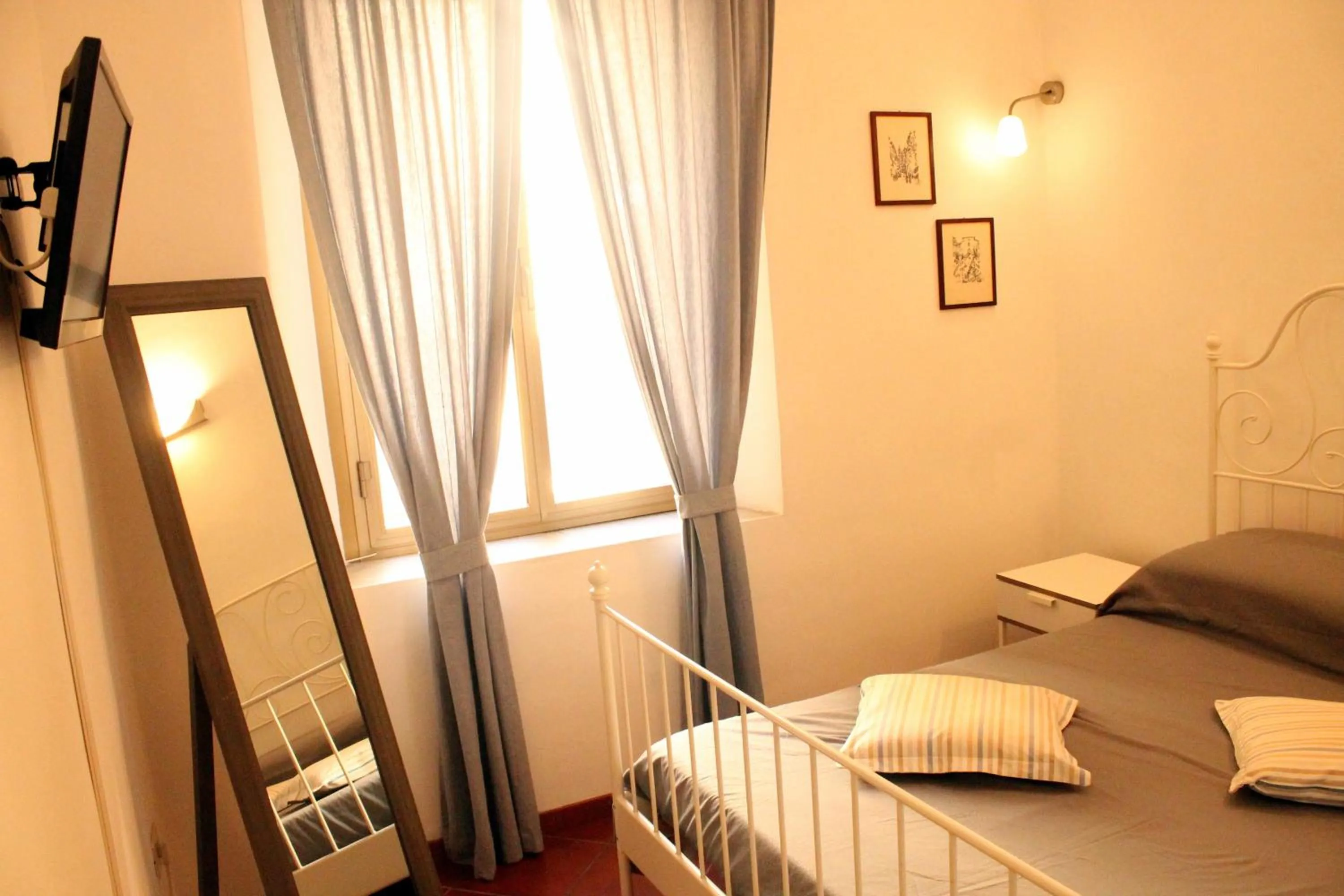 Bed in Apartment - Laterano 85