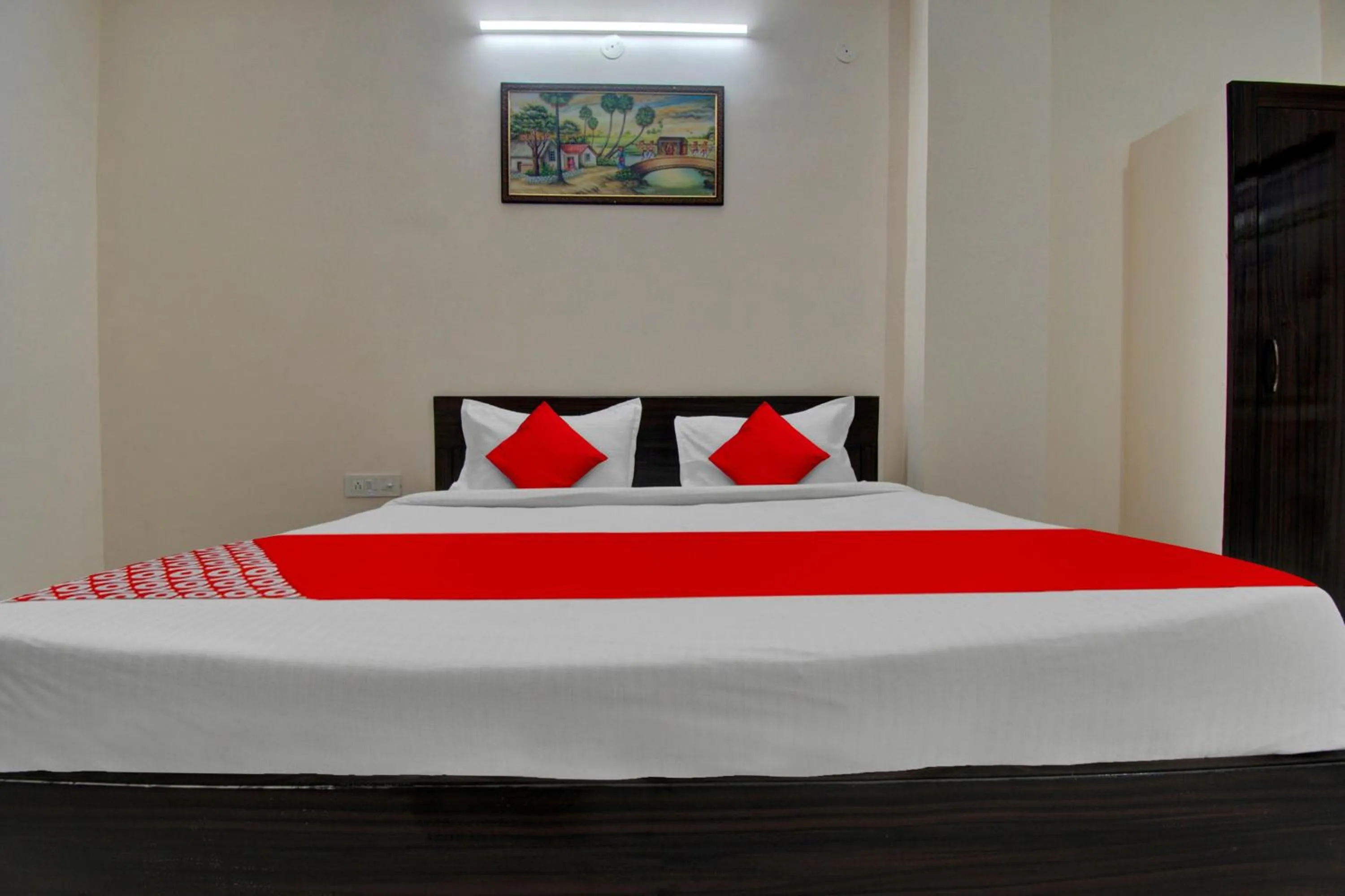 Bedroom, Bed in Hotel O Shree Shyam Palace