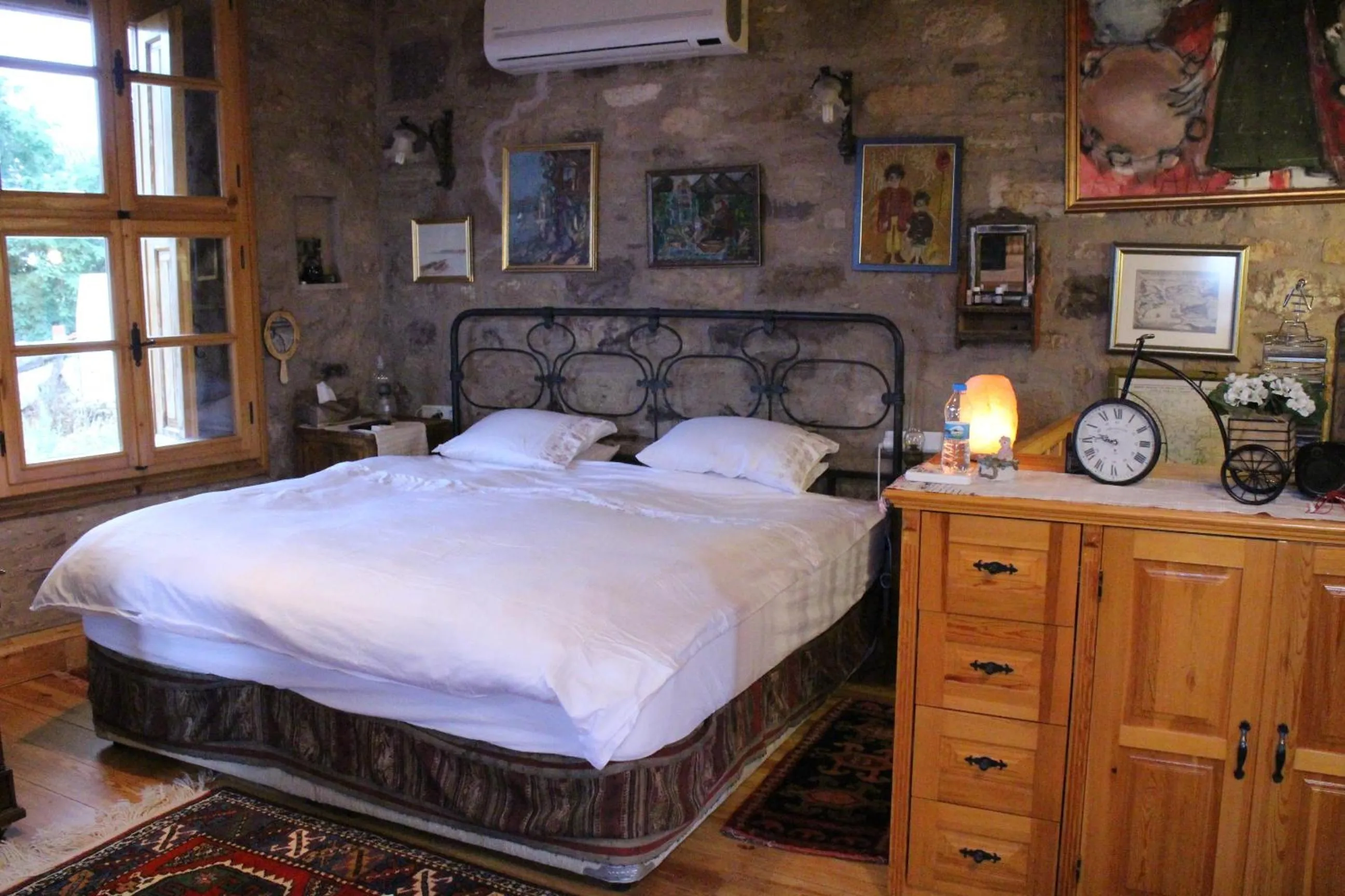 Bedroom, Bed in Stone House with Garden in Cunda/Ayvalik