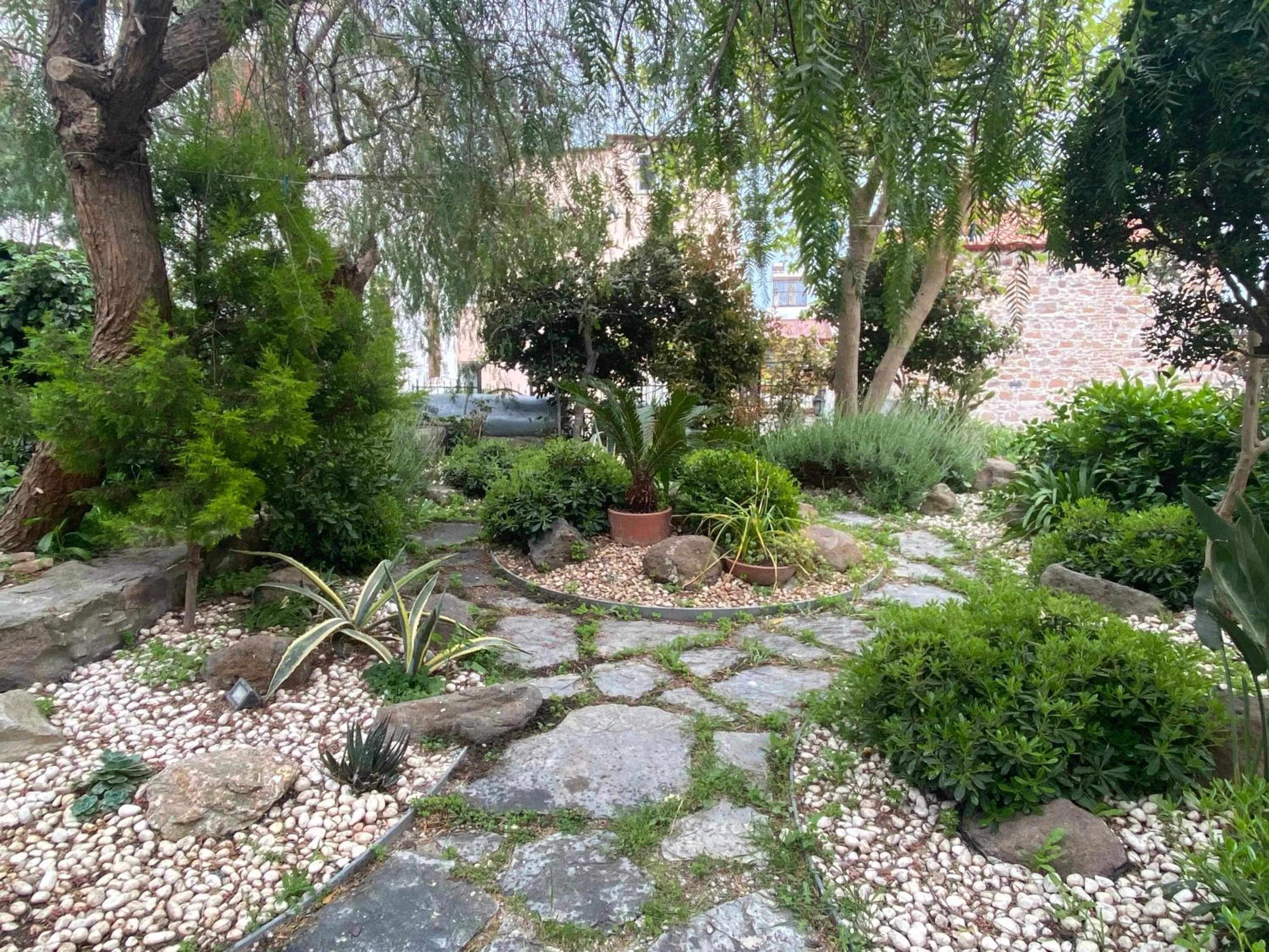 Garden in Stone House with Garden in Cunda/Ayvalik
