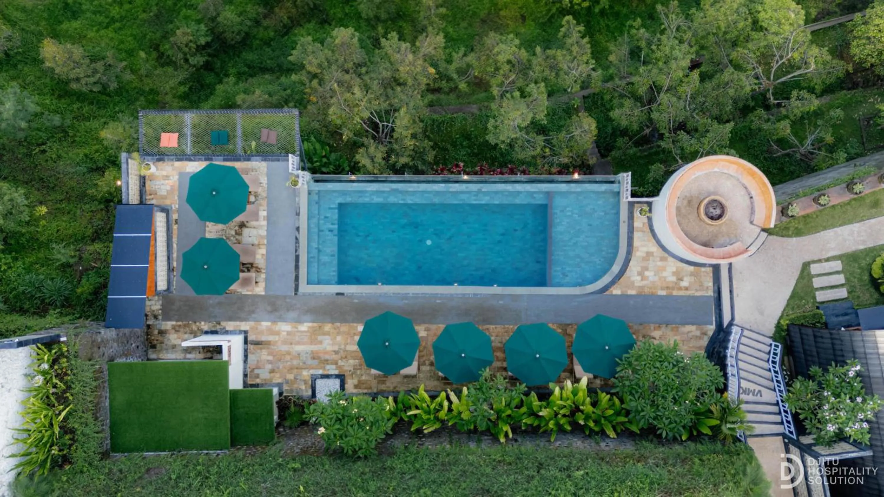 Swimming pool in Munduk Kupang Sekumpul Villa