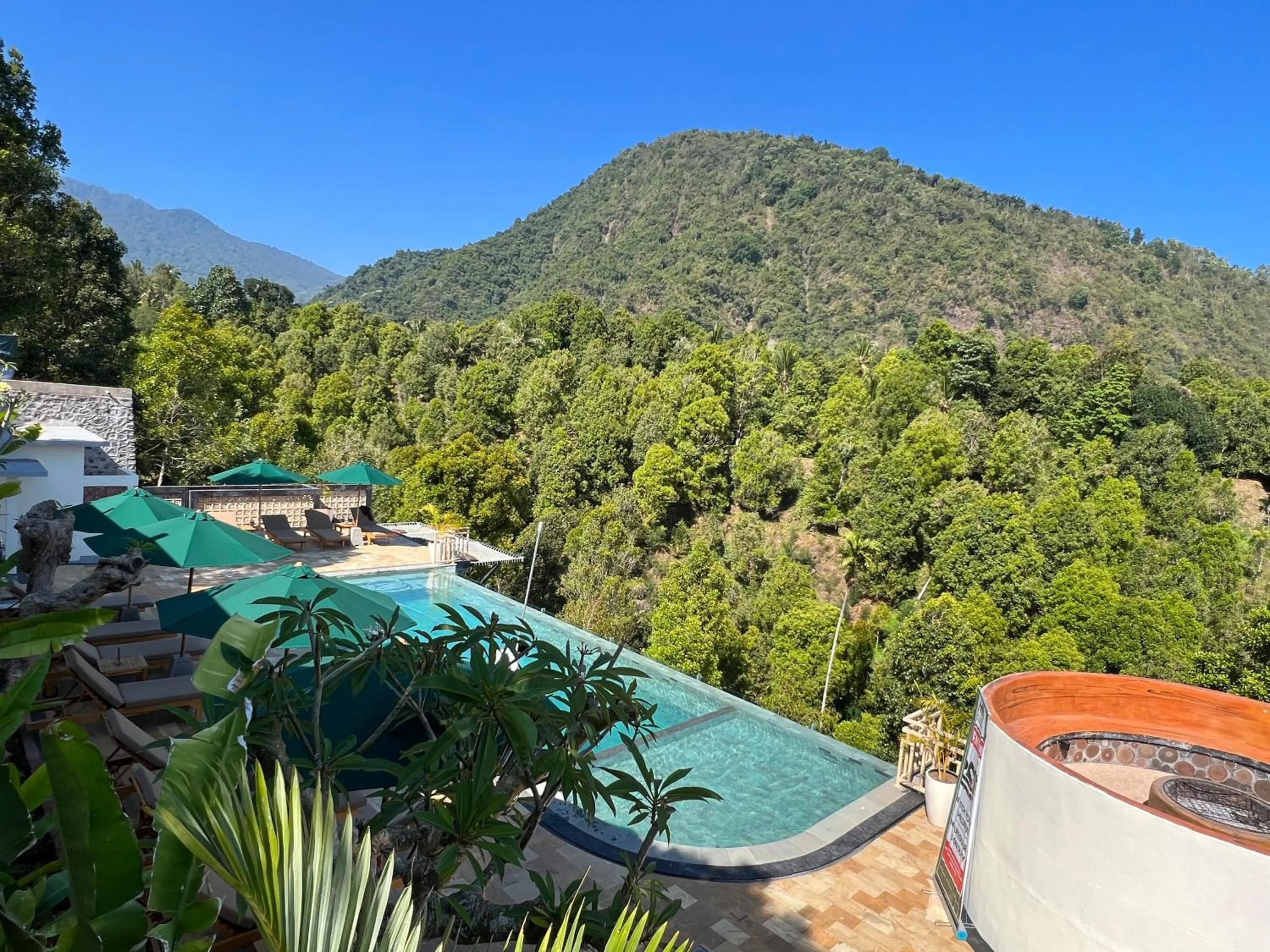 Swimming pool in Munduk Kupang Sekumpul Villa