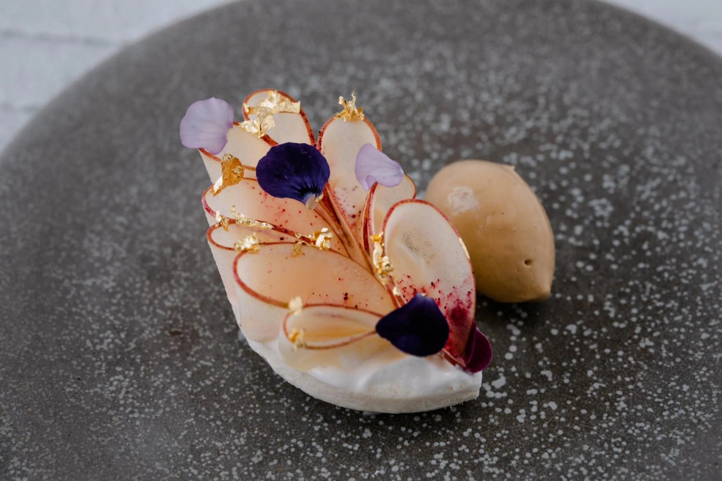 Food and drinks in Auberge eaufeu