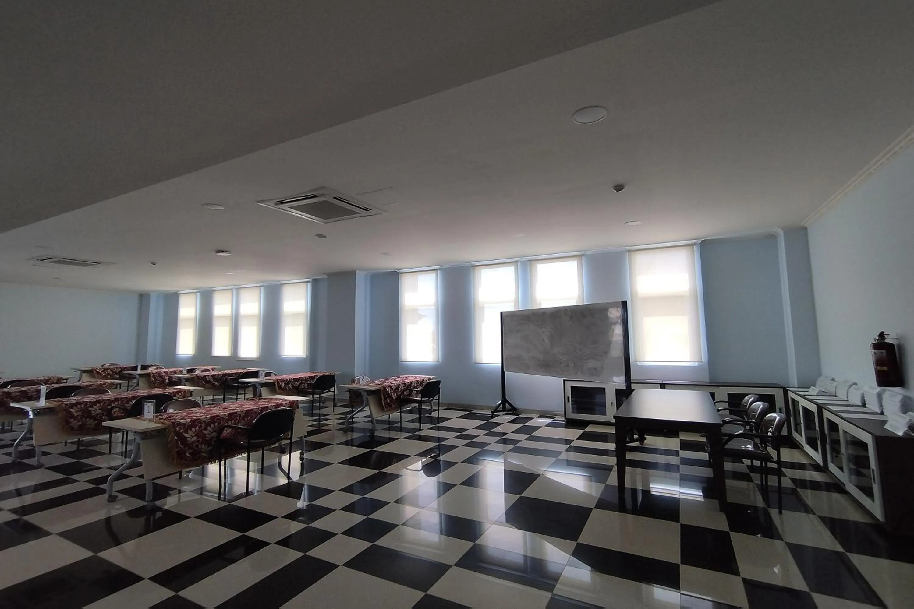 Meeting/conference room in Hotel Sutha Inn Syariah