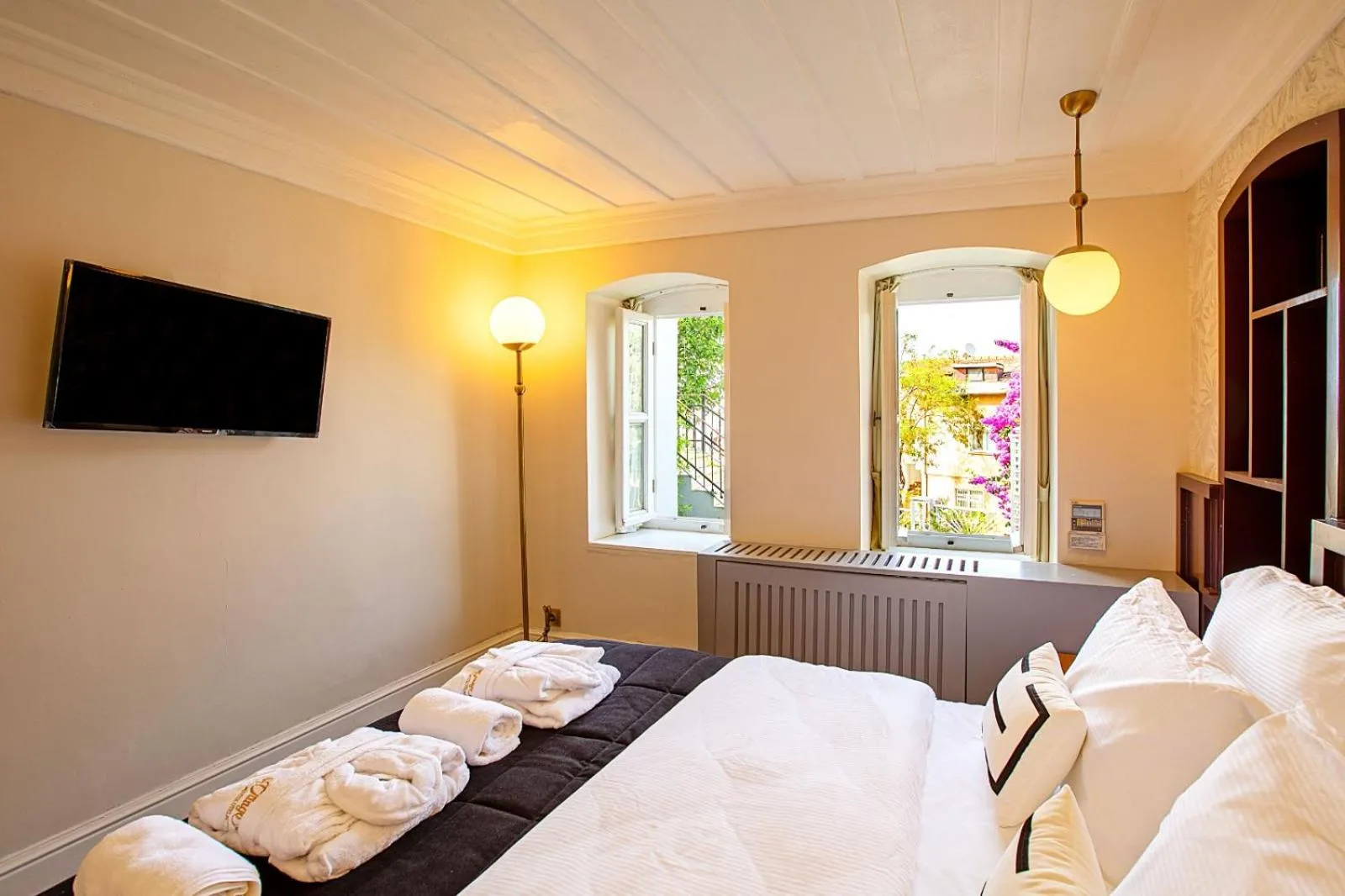 Bedroom, Bed in Mansion Miliá