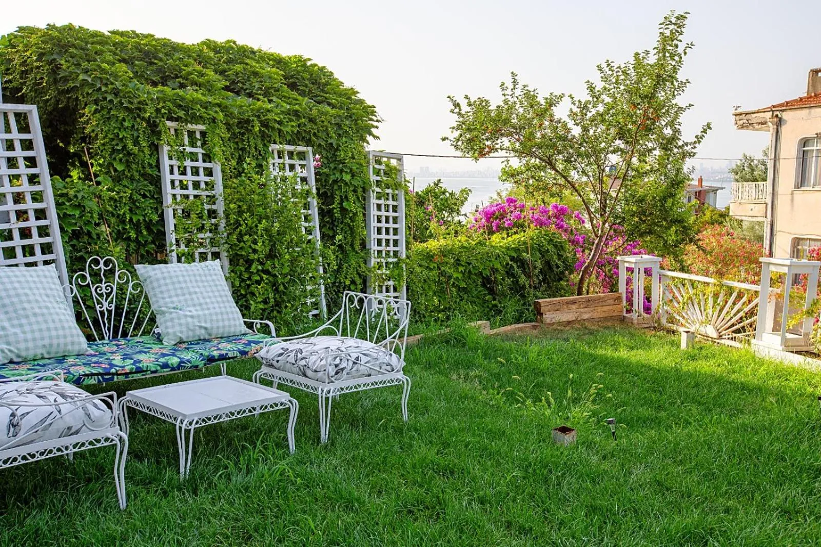 Garden in Mansion Miliá