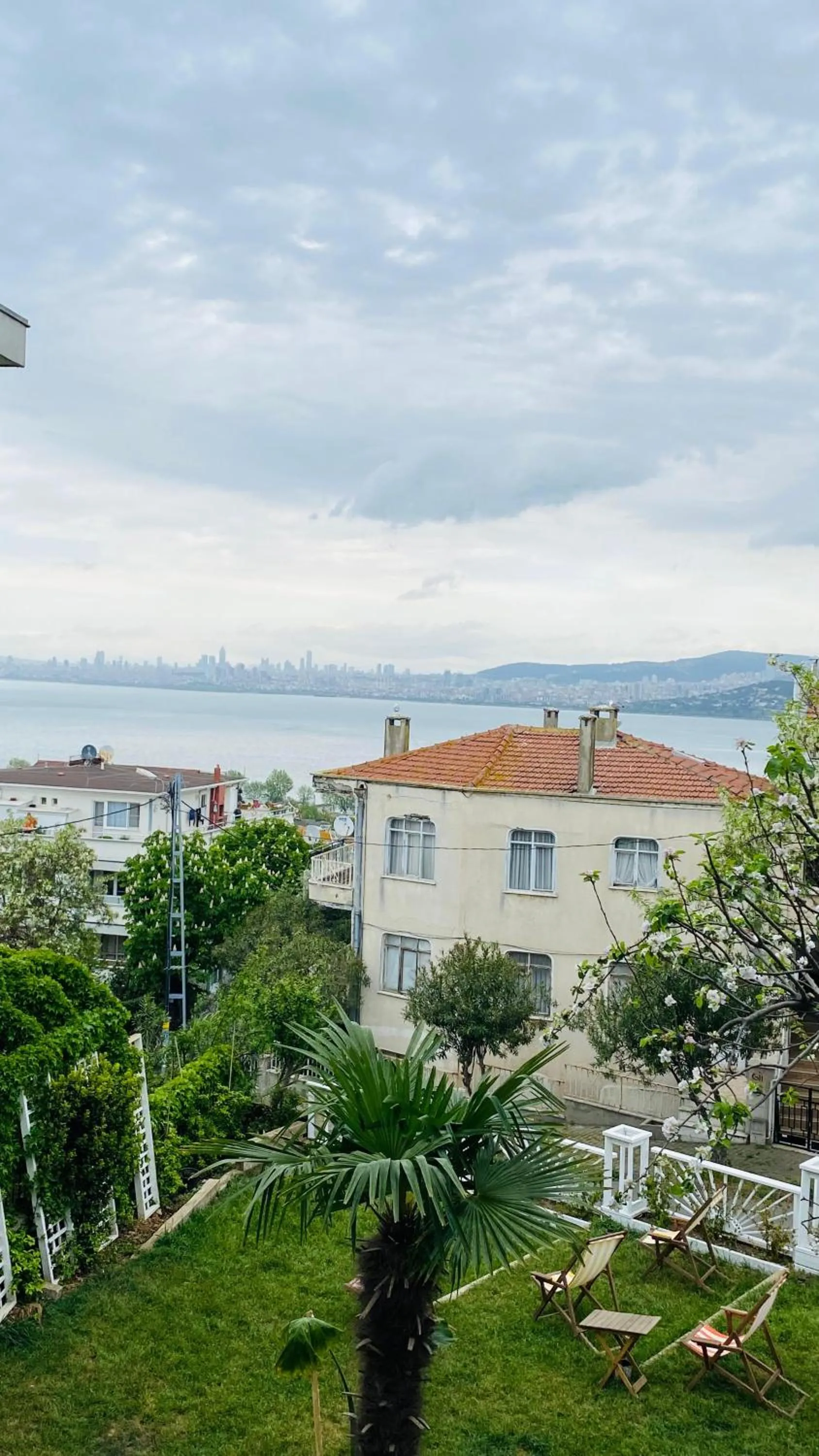 Day in Mansion Miliá