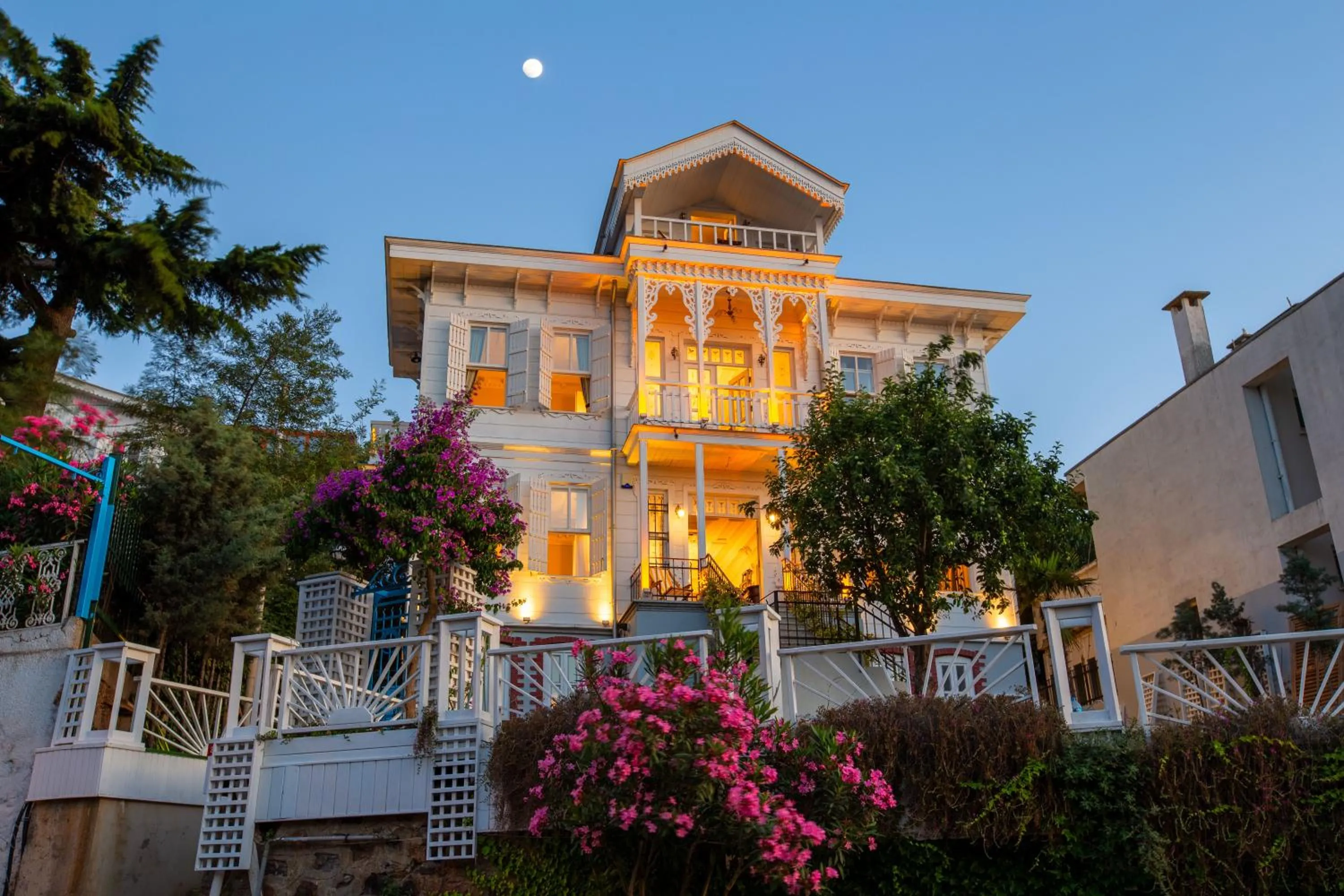 Mansion Miliá