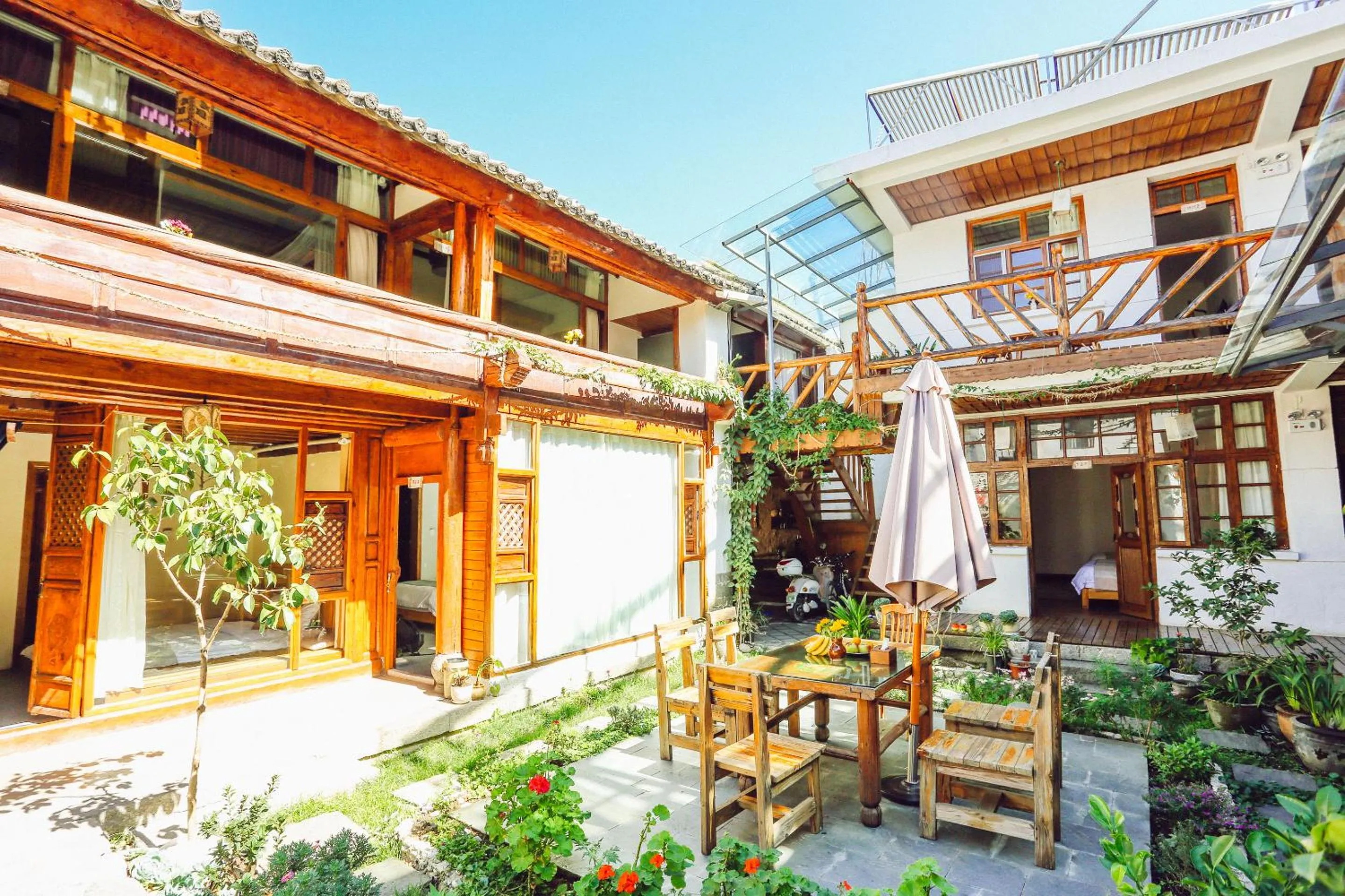 Garden in Cabin 7 Inn