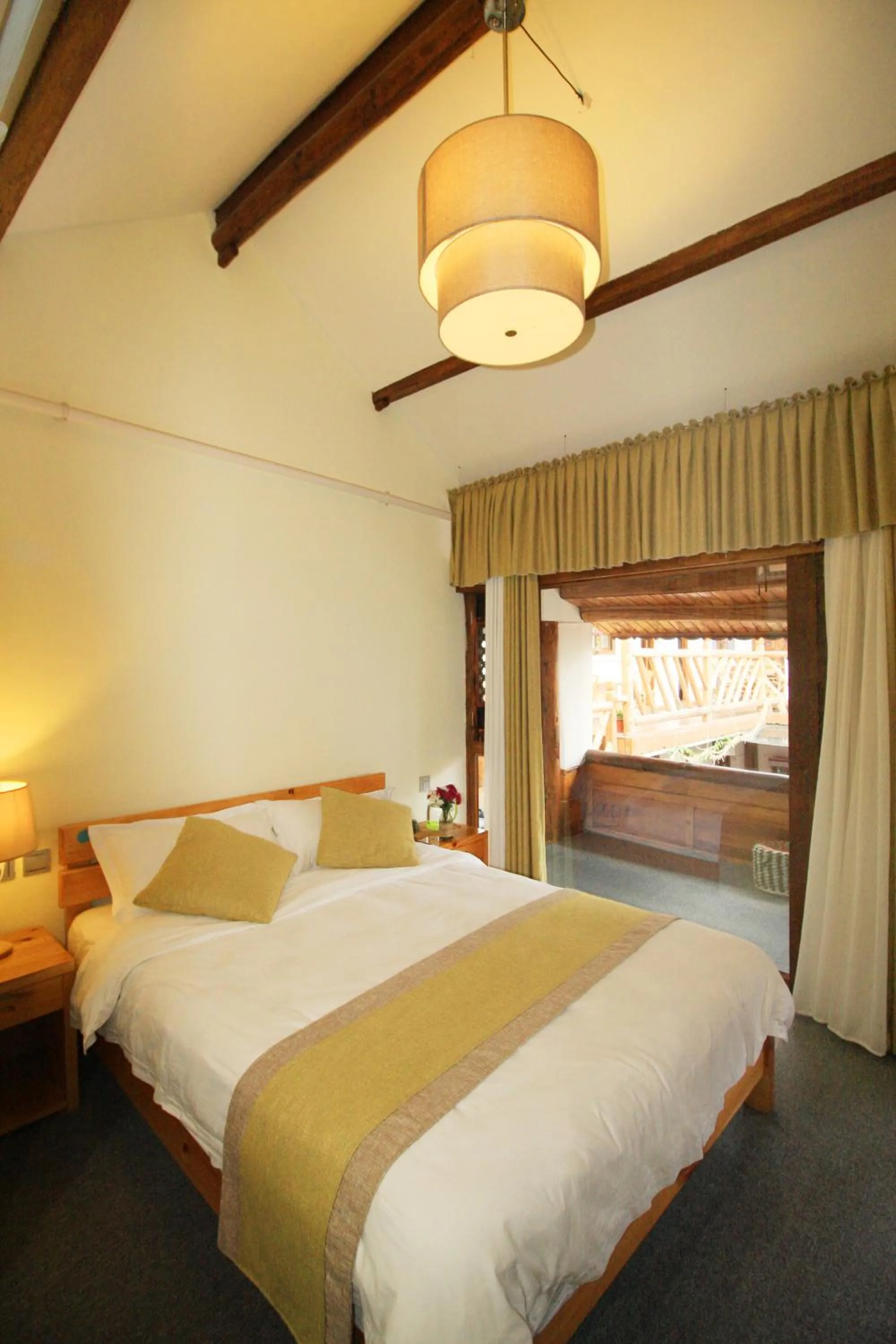 bunk bed, Bed in Cabin 7 Inn