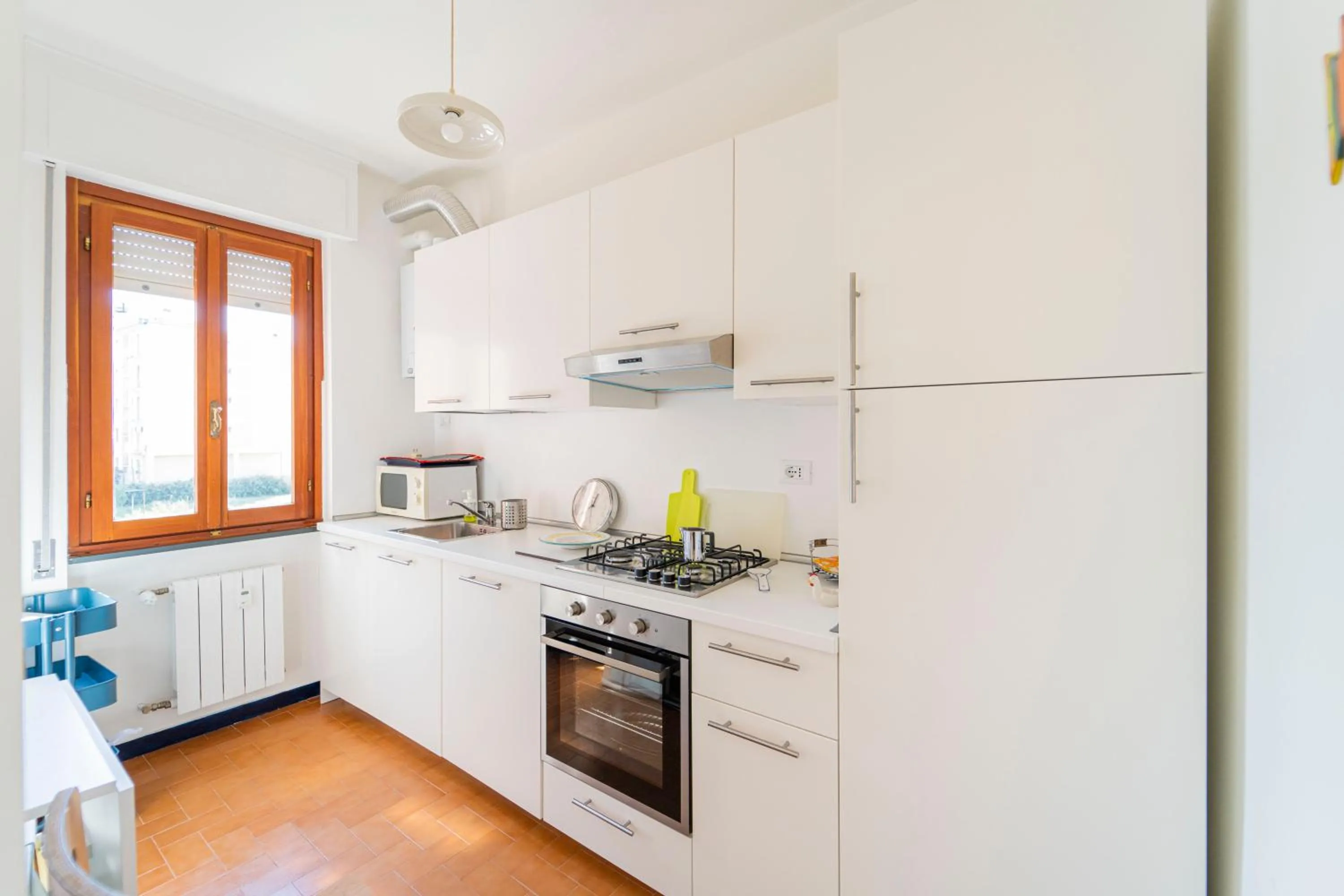 Kitchen or kitchenette in 194 - A casa di Andrea, Cavi di Lavagna a soli 80metri dal mare - PARCHEGGIO PRIVATO SOLO PER AUTO DI DIMENSIONI RIDOTTE O MOTO