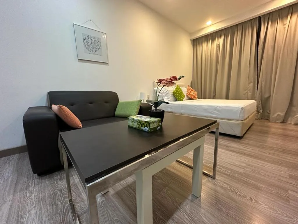 Seating area, Bed in One Bukit ceylon @ Bukit Bintang City Centre