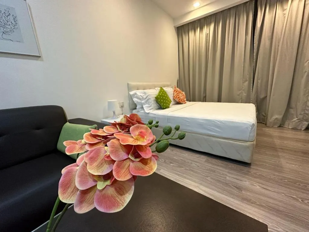 Photo of the whole room, Bed in One Bukit ceylon @ Bukit Bintang City Centre