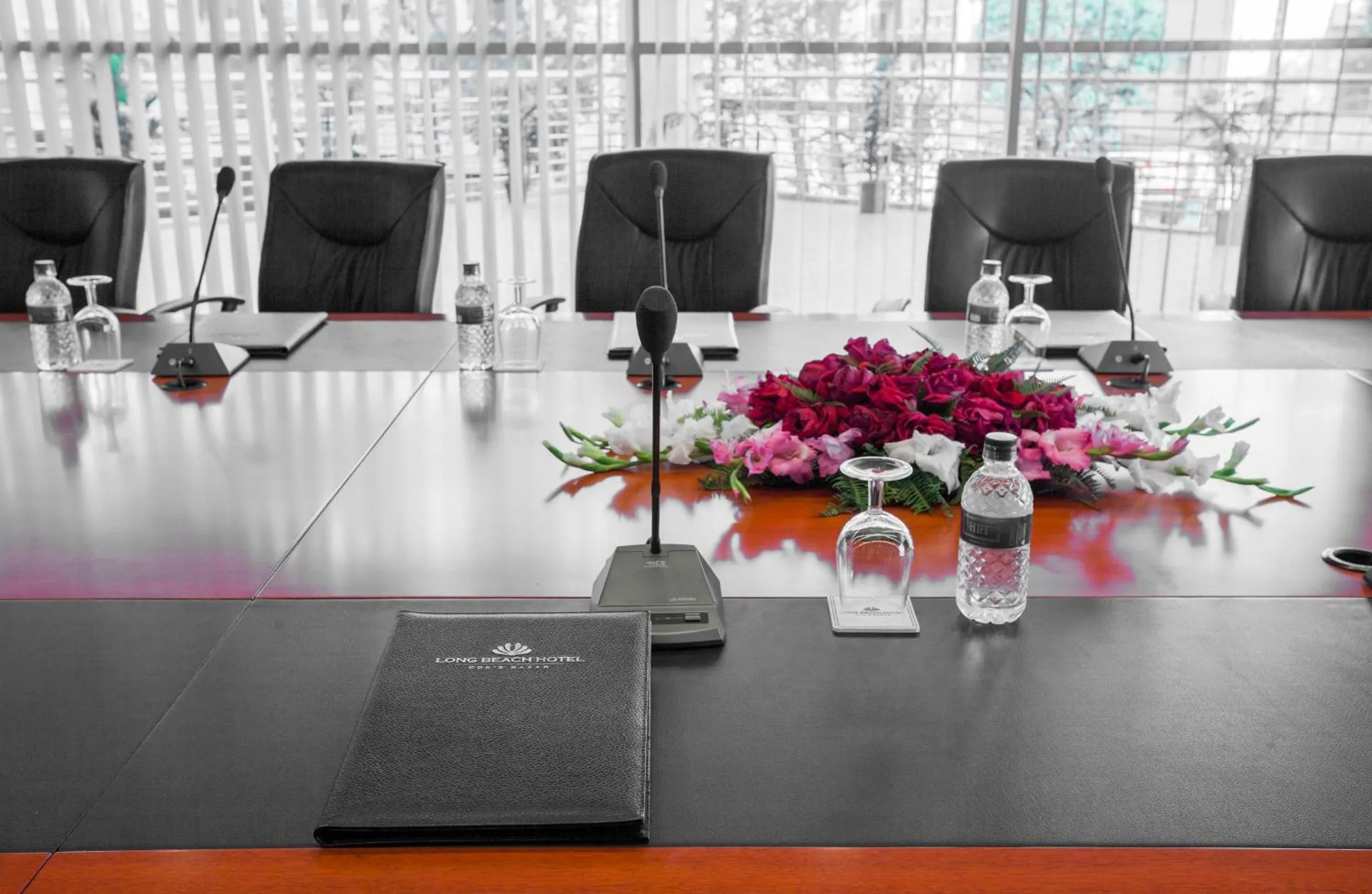 Meeting/conference room in Long Beach Hotel