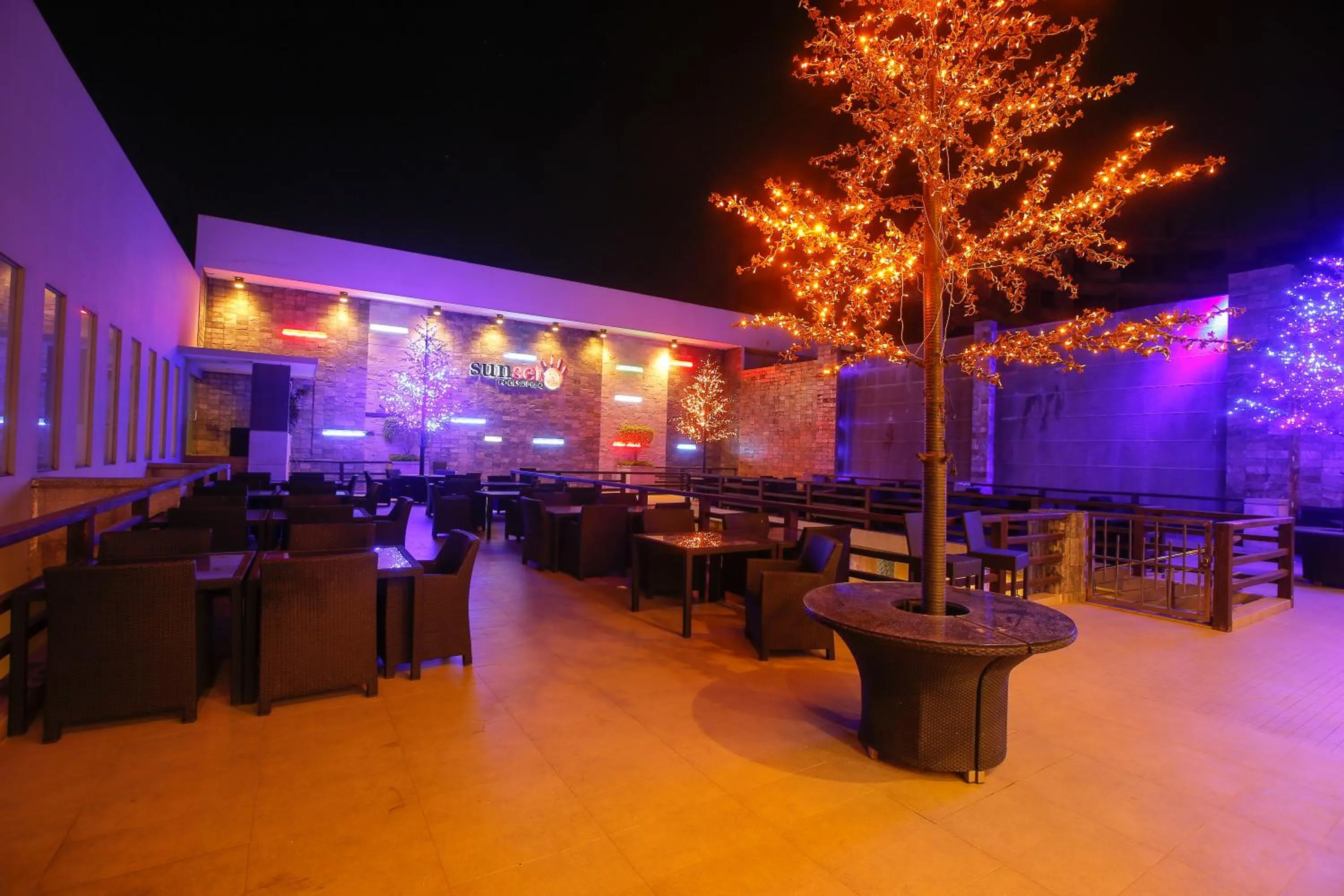 Sunset in Long Beach Hotel